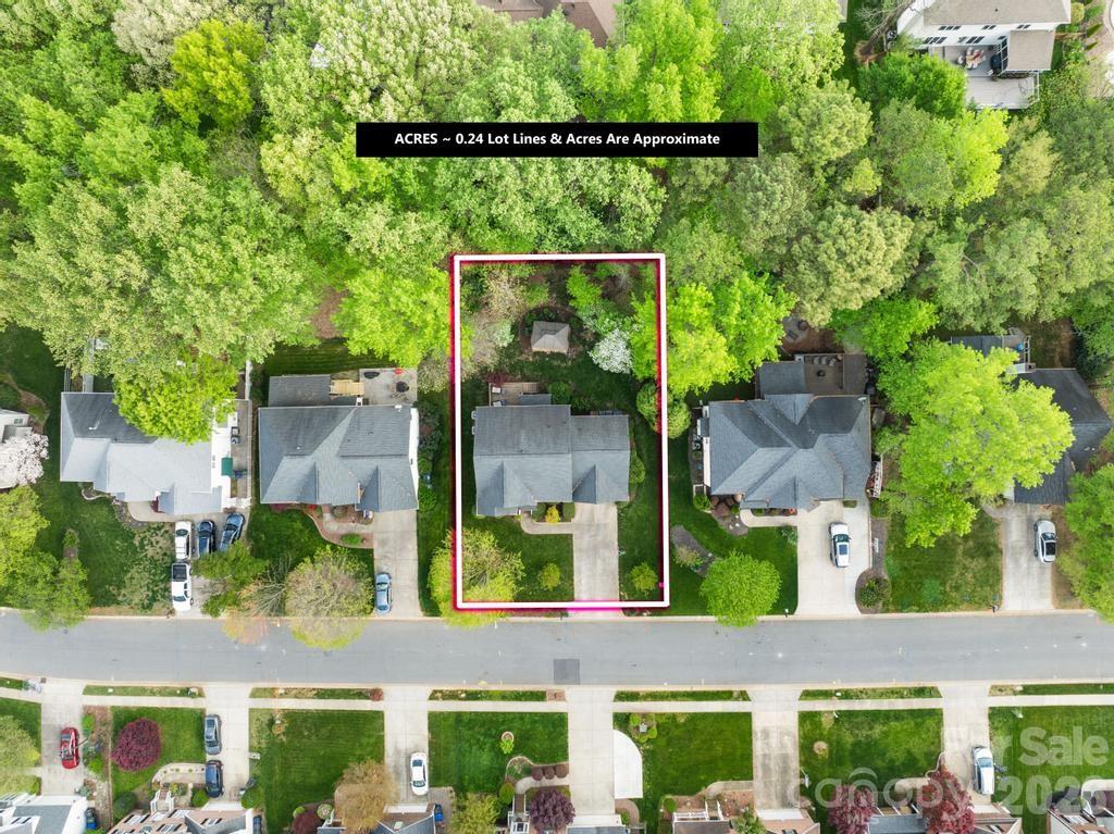17028 Hampton Trace Road — Huntersville