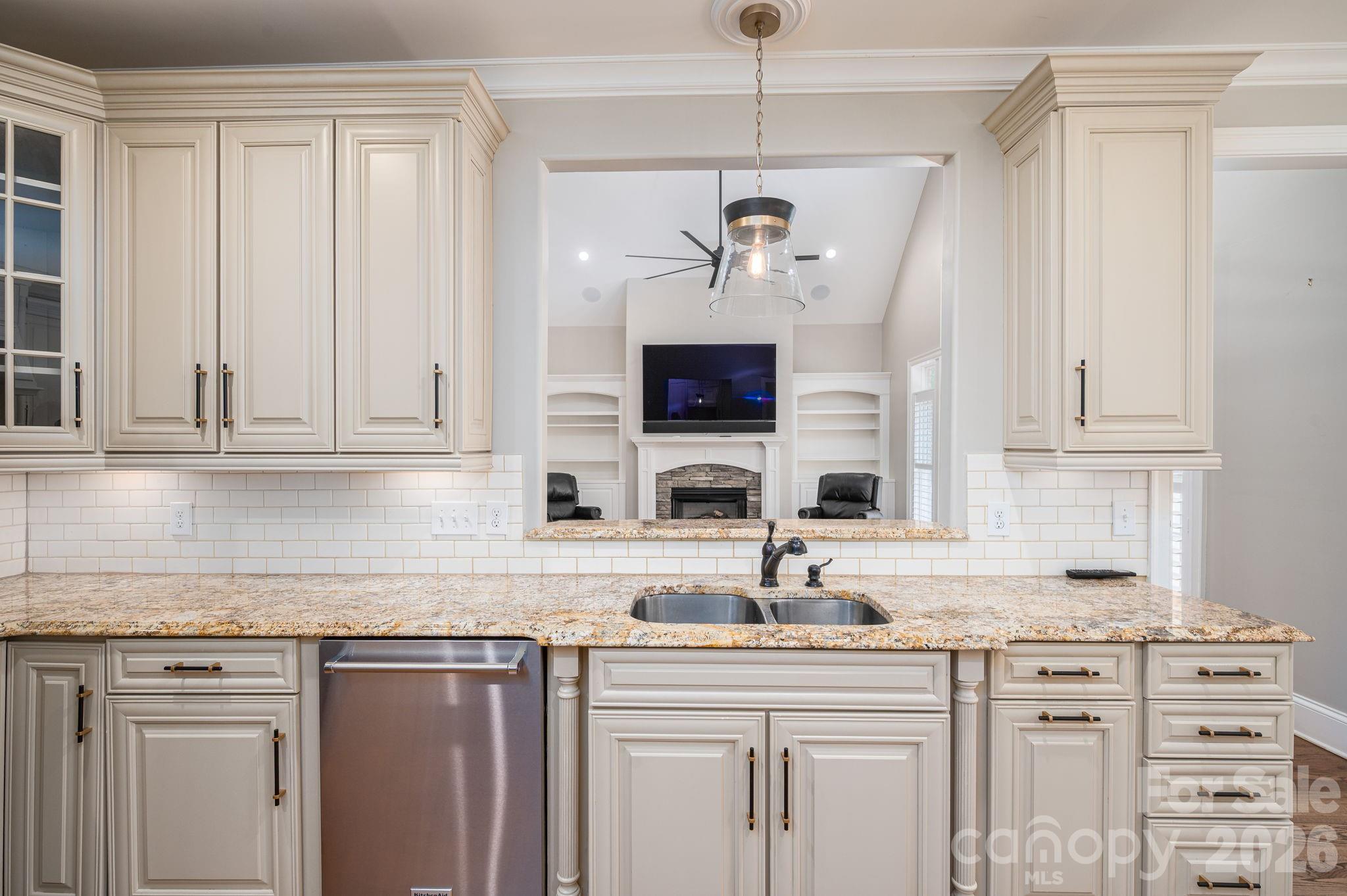 6627 Harbor Oaks Drive — Denver