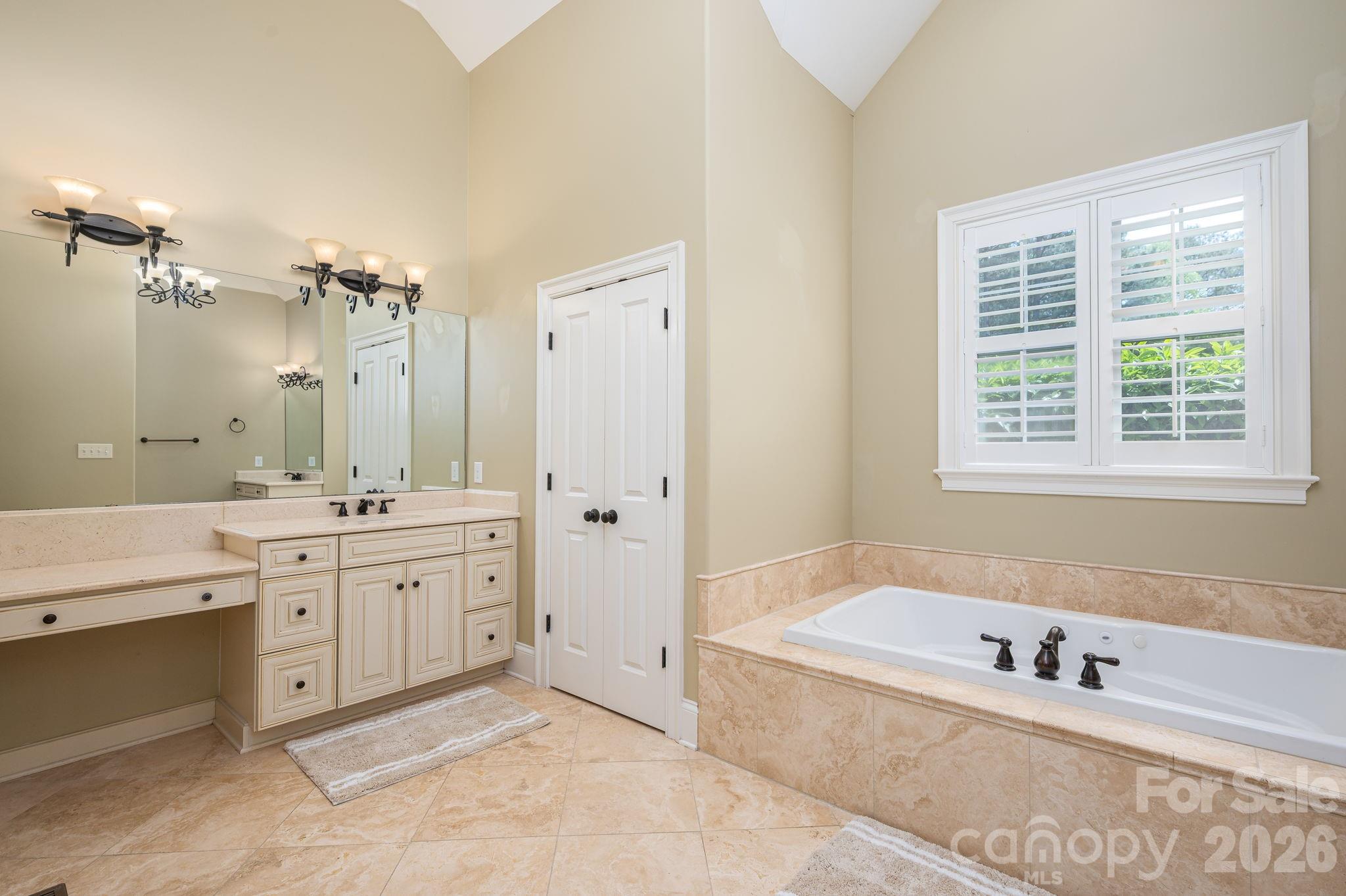 6627 Harbor Oaks Drive — Denver