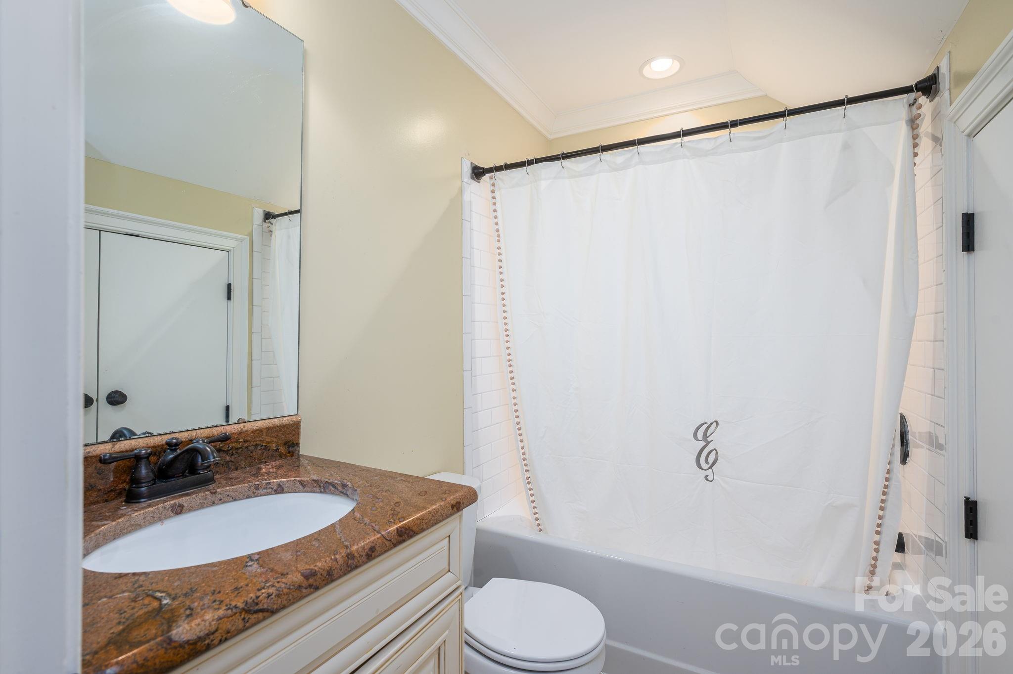 6627 Harbor Oaks Drive — Denver