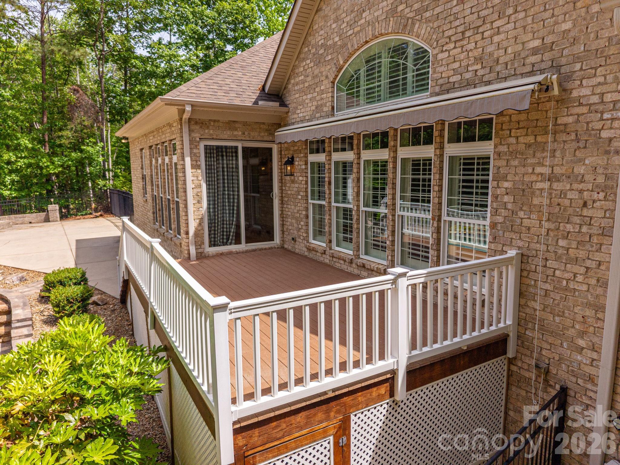 6627 Harbor Oaks Drive — Denver