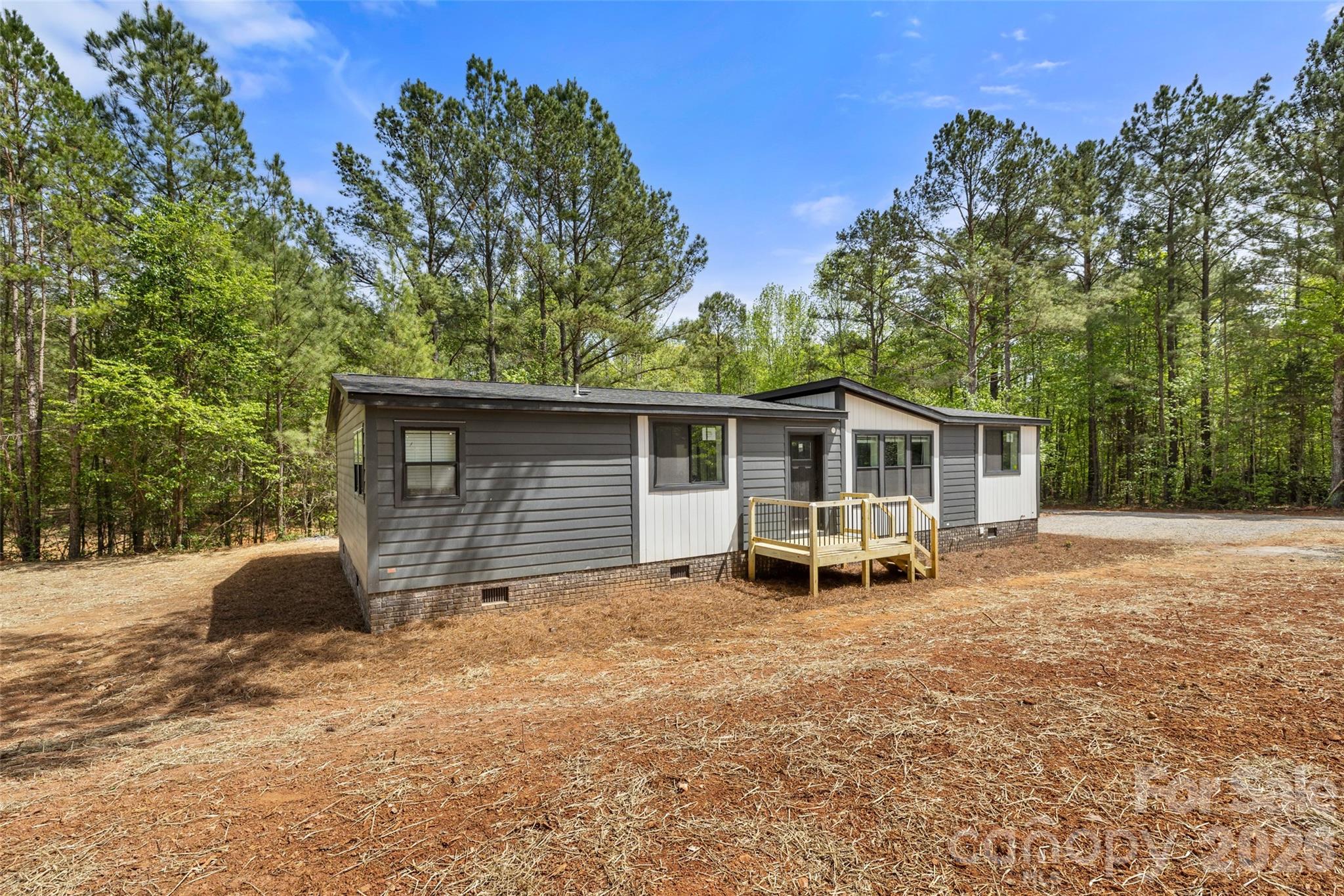1700 Logan Terry Road — Lancaster