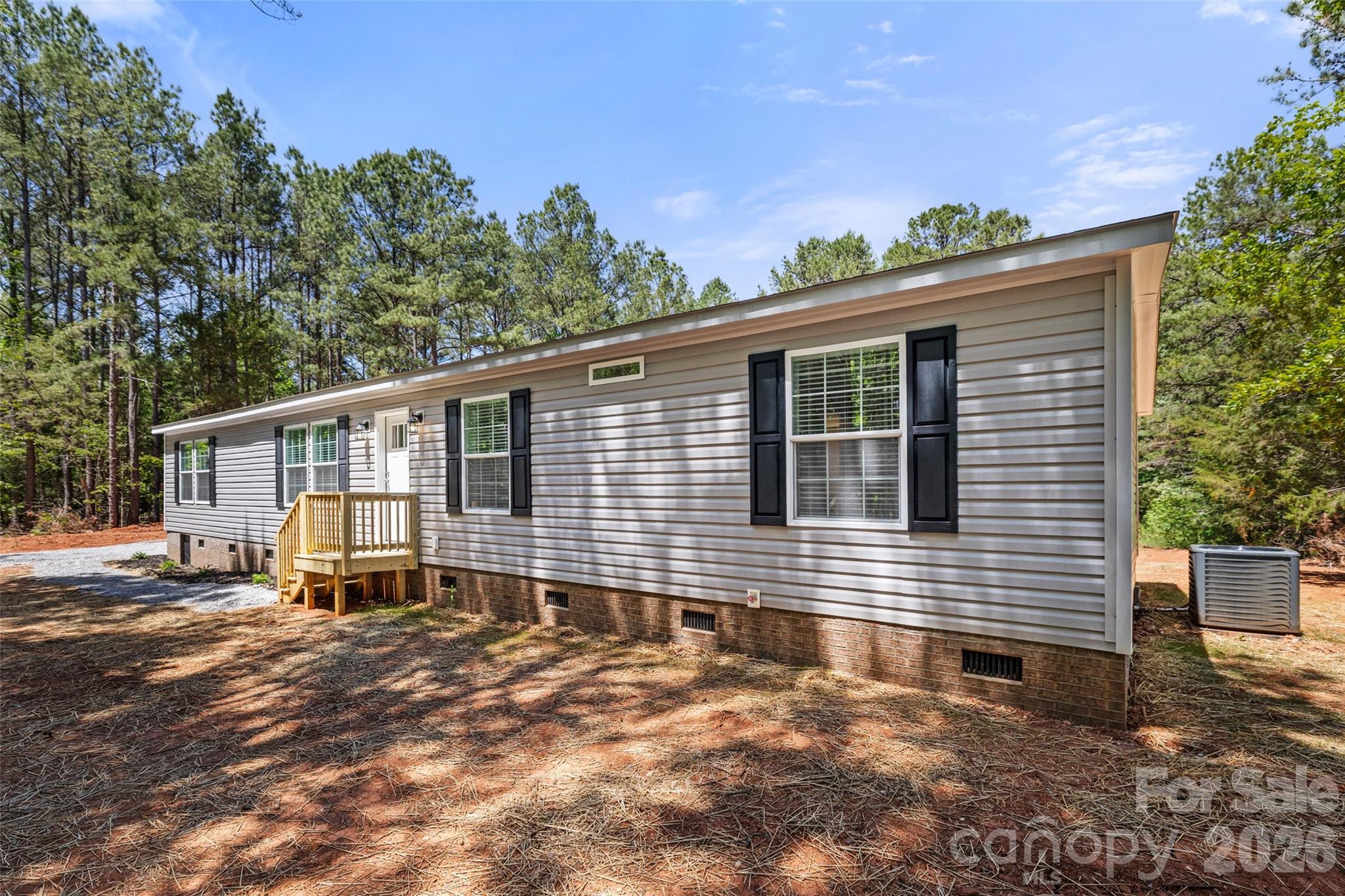 1704 Logan Terry Road — Lancaster