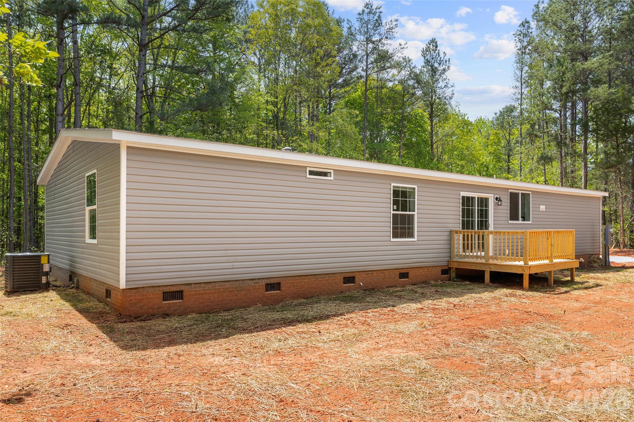 1704 Logan Terry Road — Lancaster