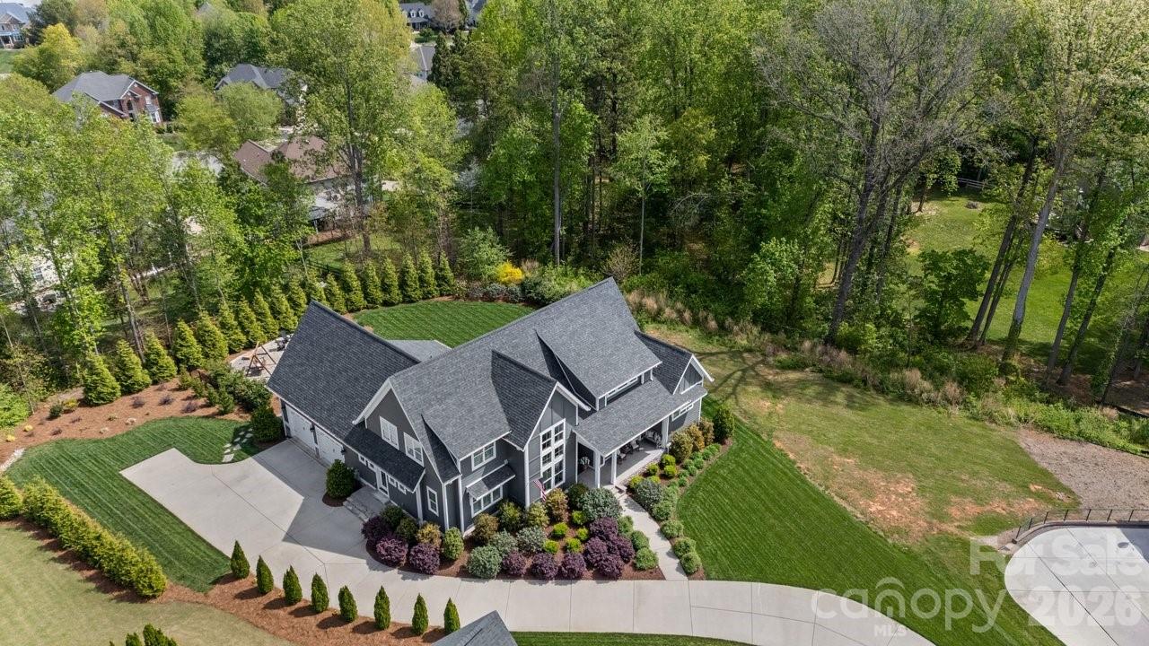 144 Mcneil Lane — Mooresville