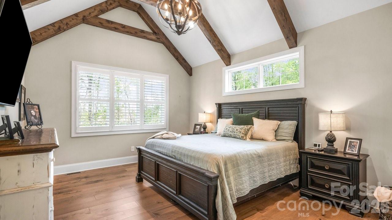 144 Mcneil Lane — Mooresville