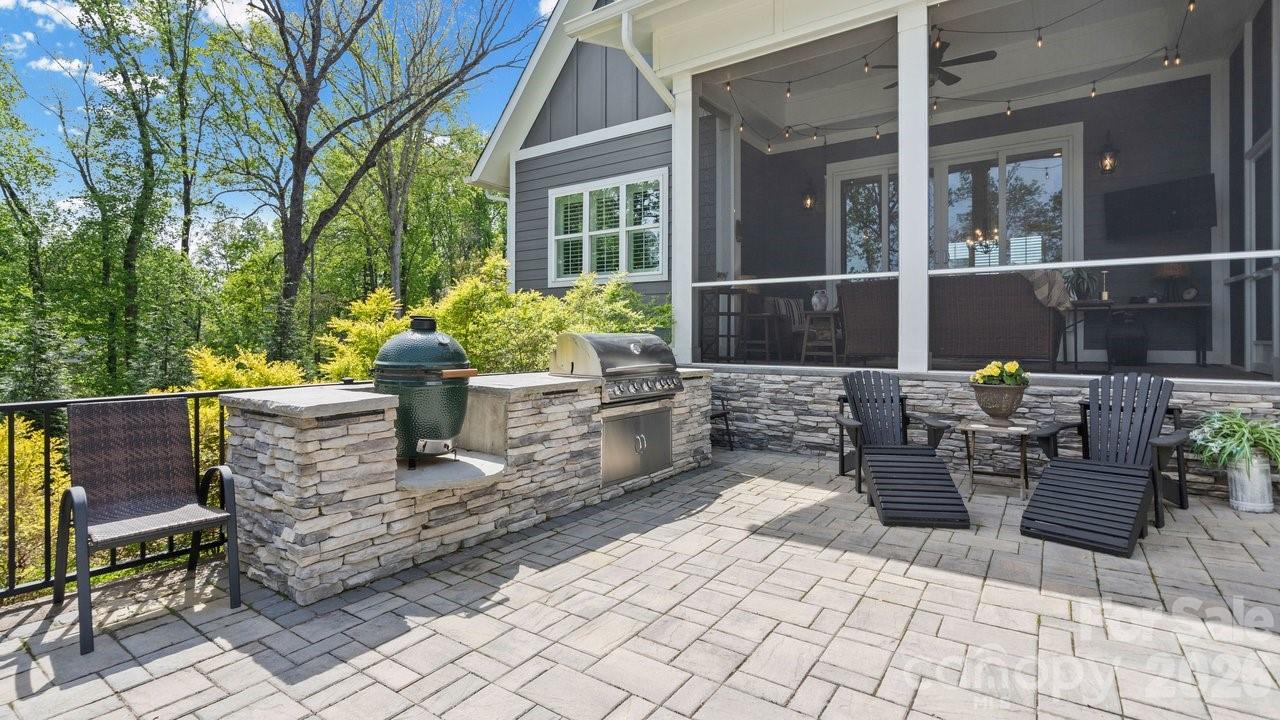 144 Mcneil Lane — Mooresville