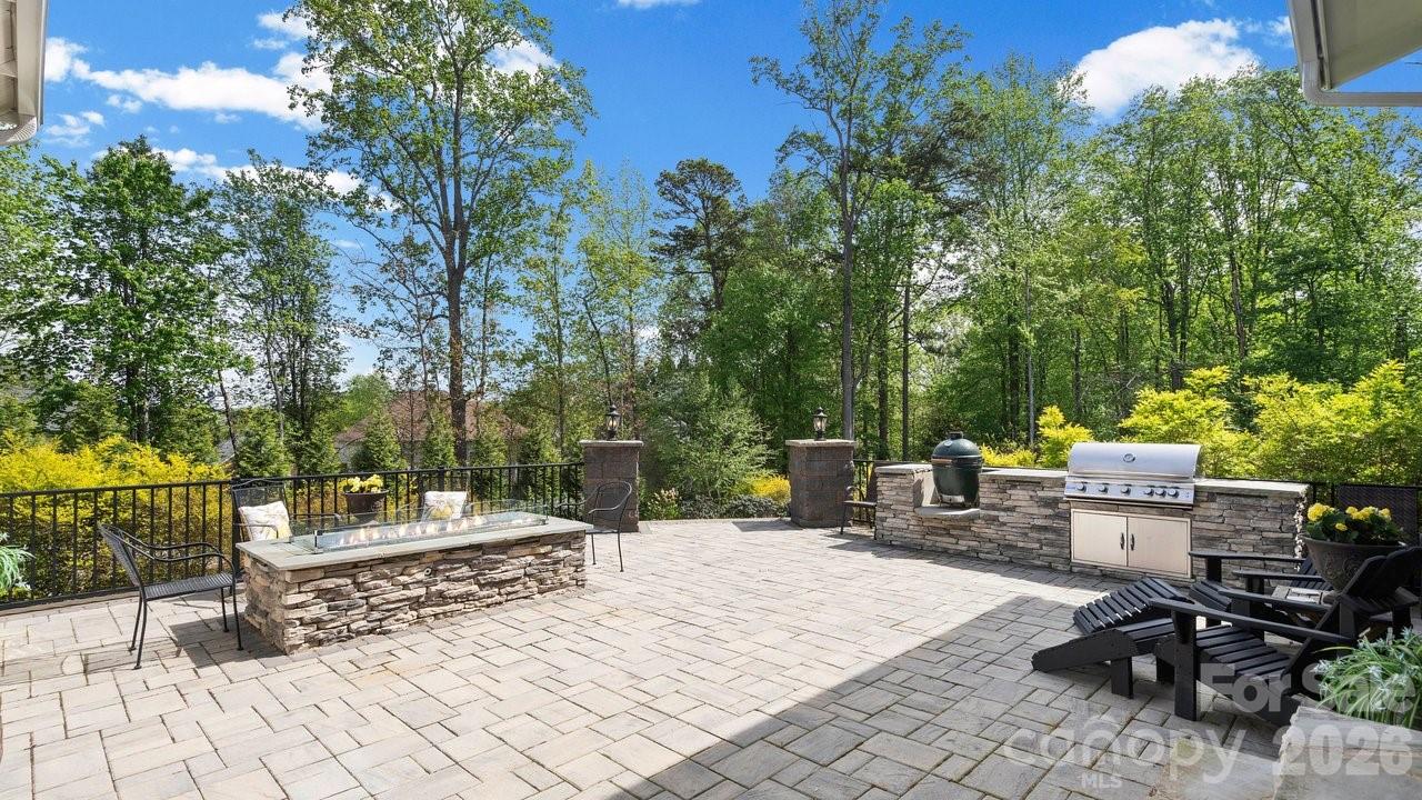 144 Mcneil Lane — Mooresville