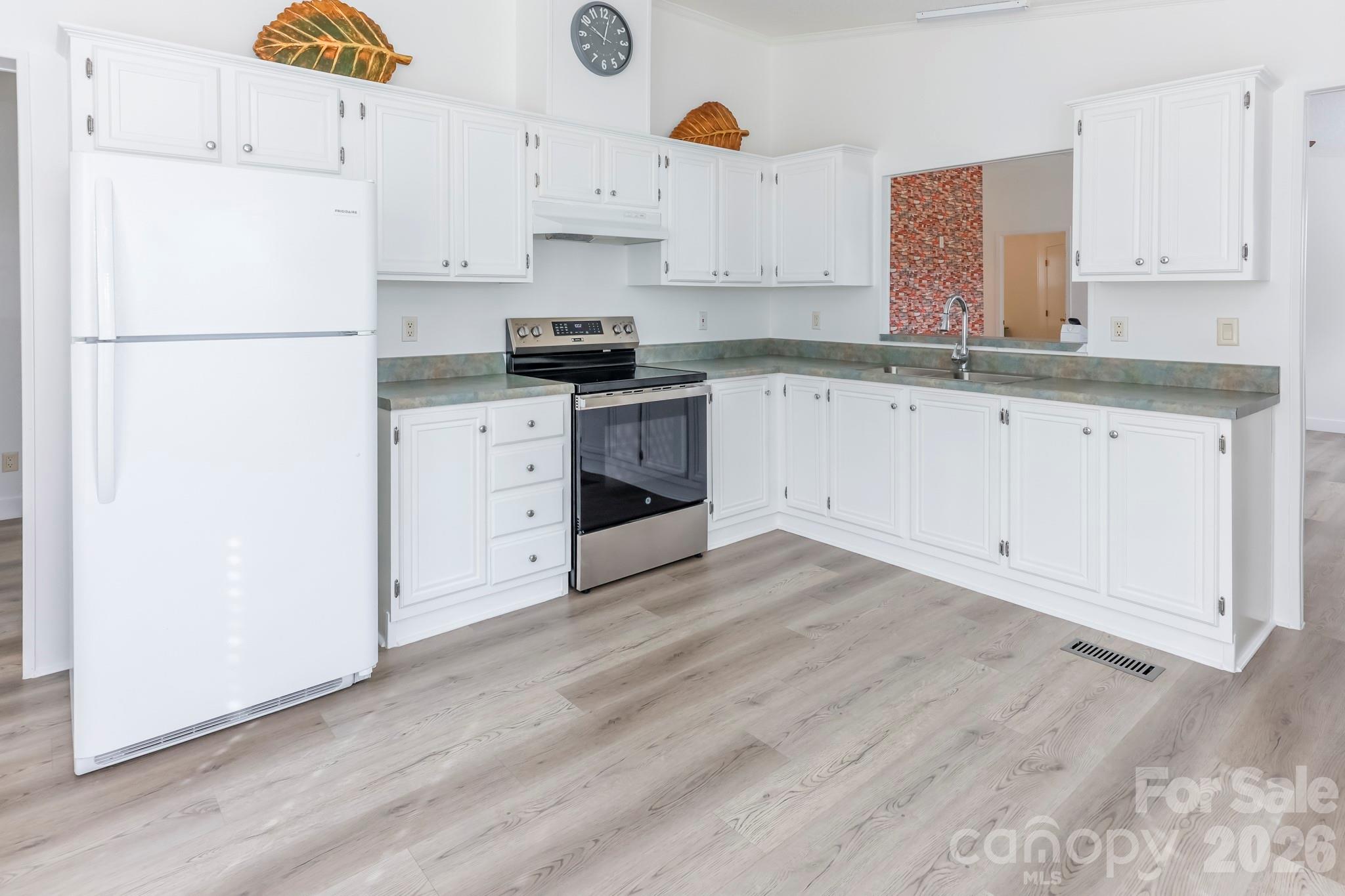 168 Robert Church Road — Ellenboro