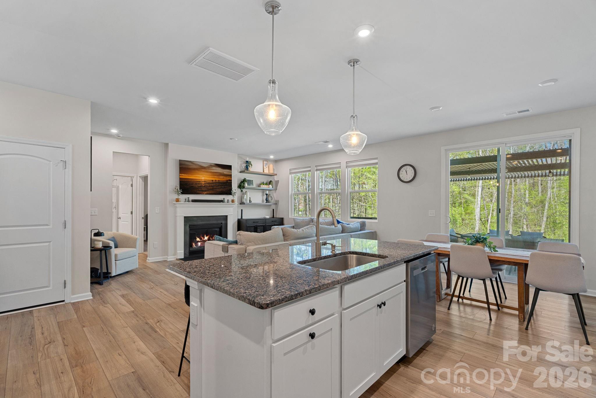 4229 Matindale Way — Charlotte