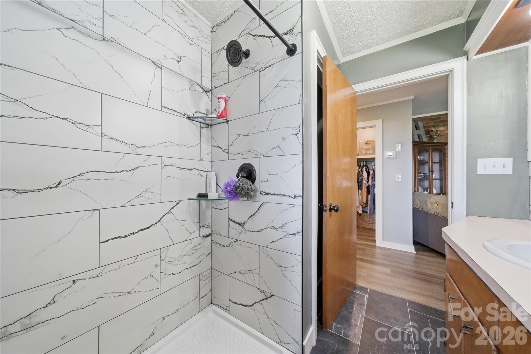 2452 Tower Road — East Bend
