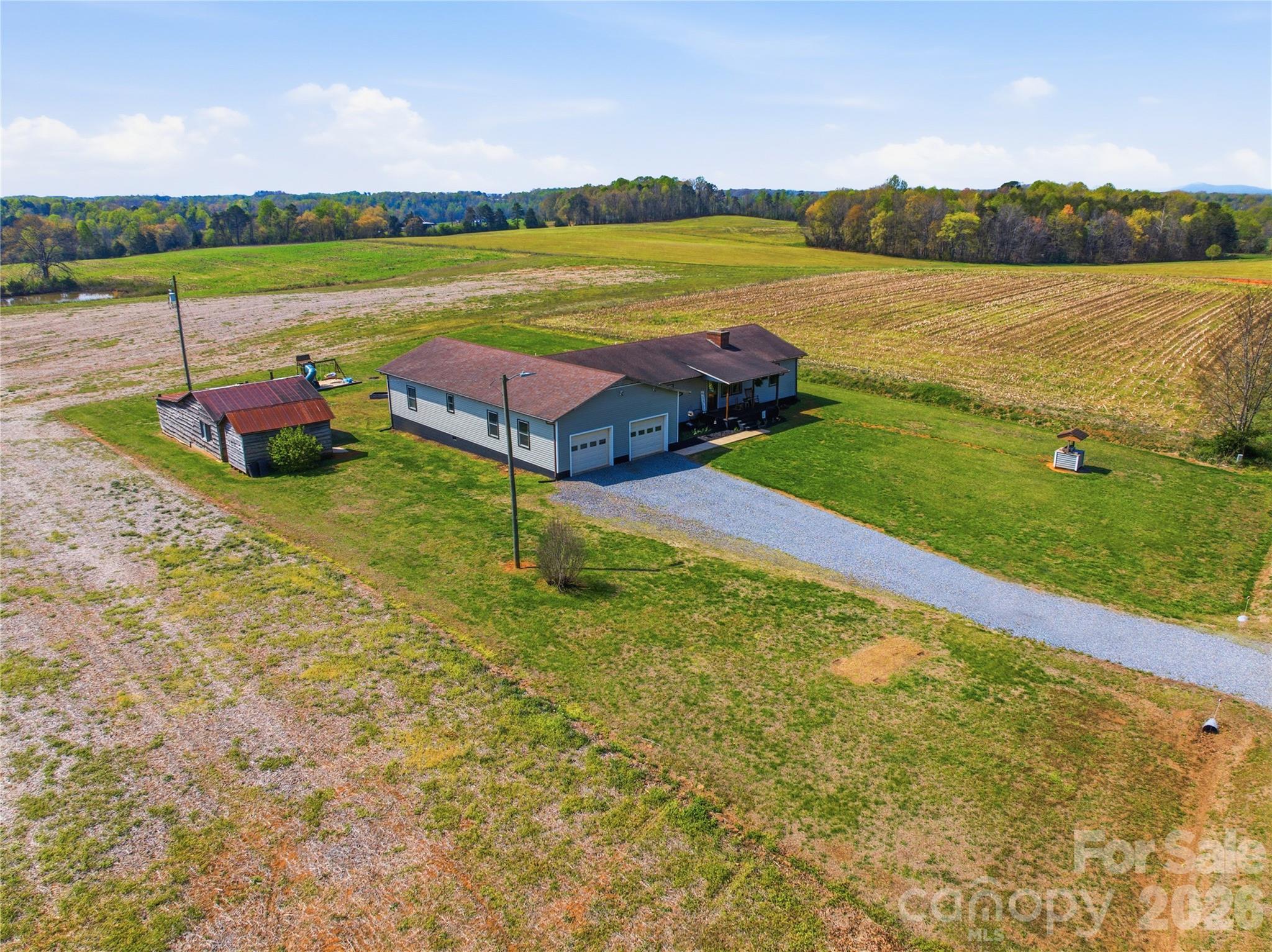 2452 Tower Road — East Bend