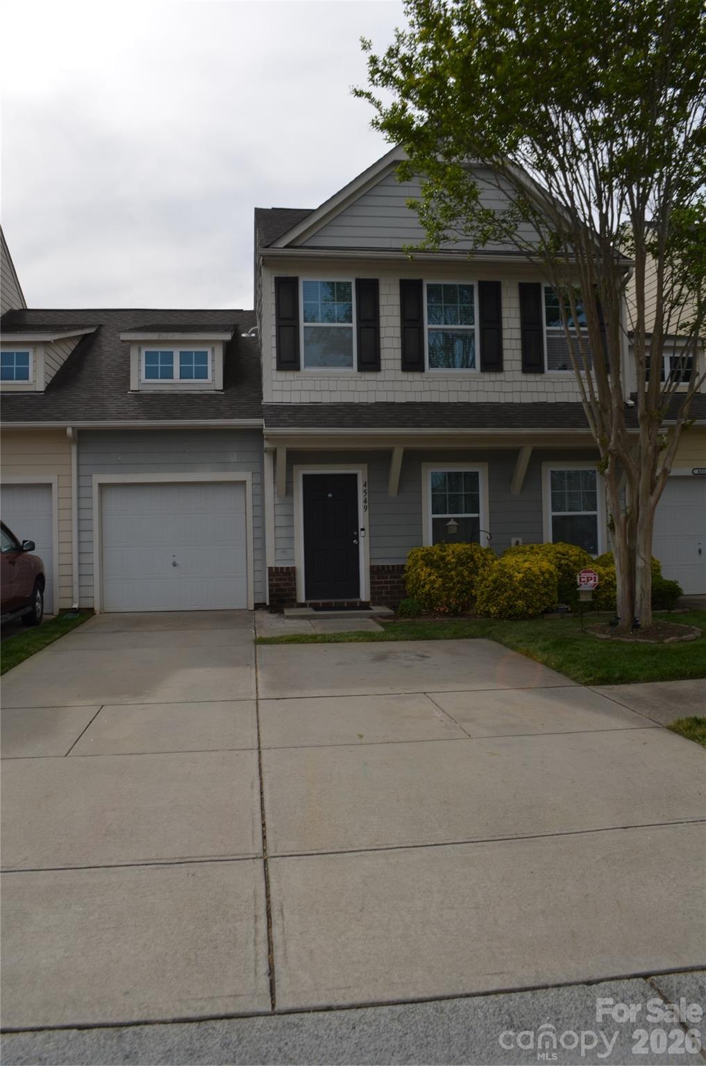 4549 Tradd Circle — Monroe