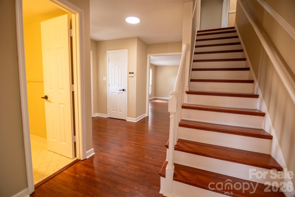 2232 Lawton Bluff Road — Charlotte