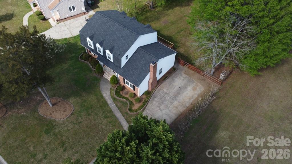 2232 Lawton Bluff Road — Charlotte