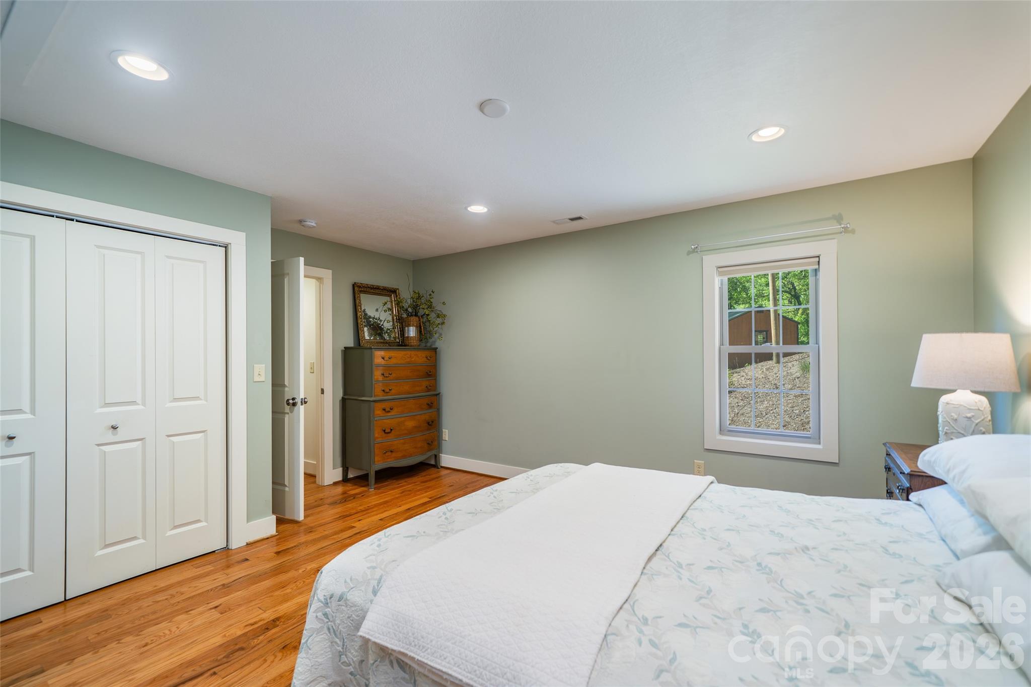 328 Old Greenville Road — Zirconia