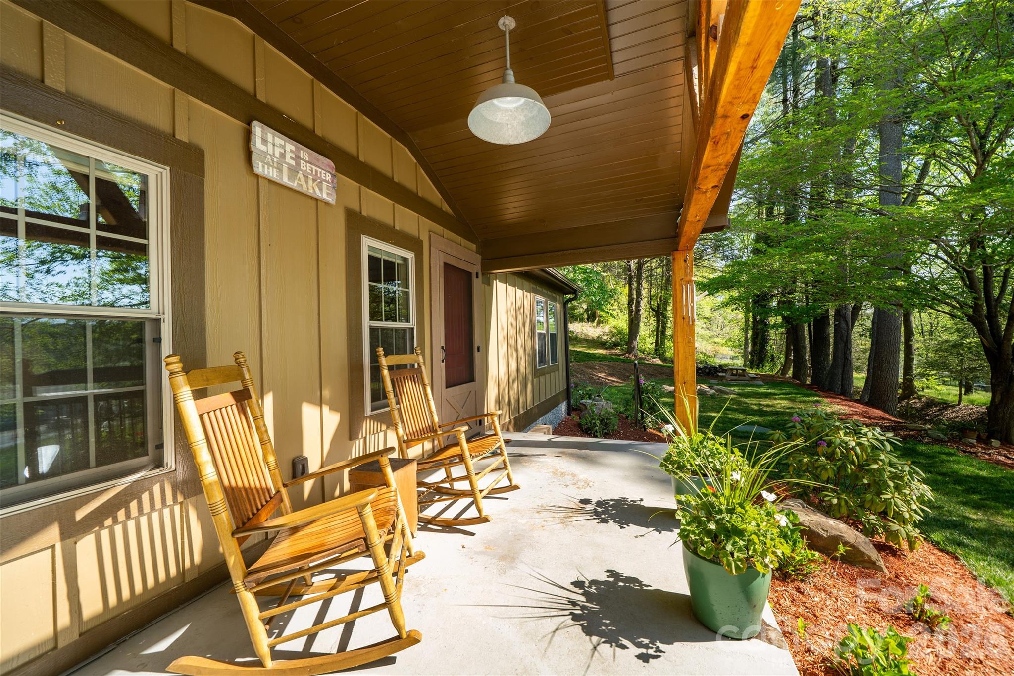 328 Old Greenville Road — Zirconia