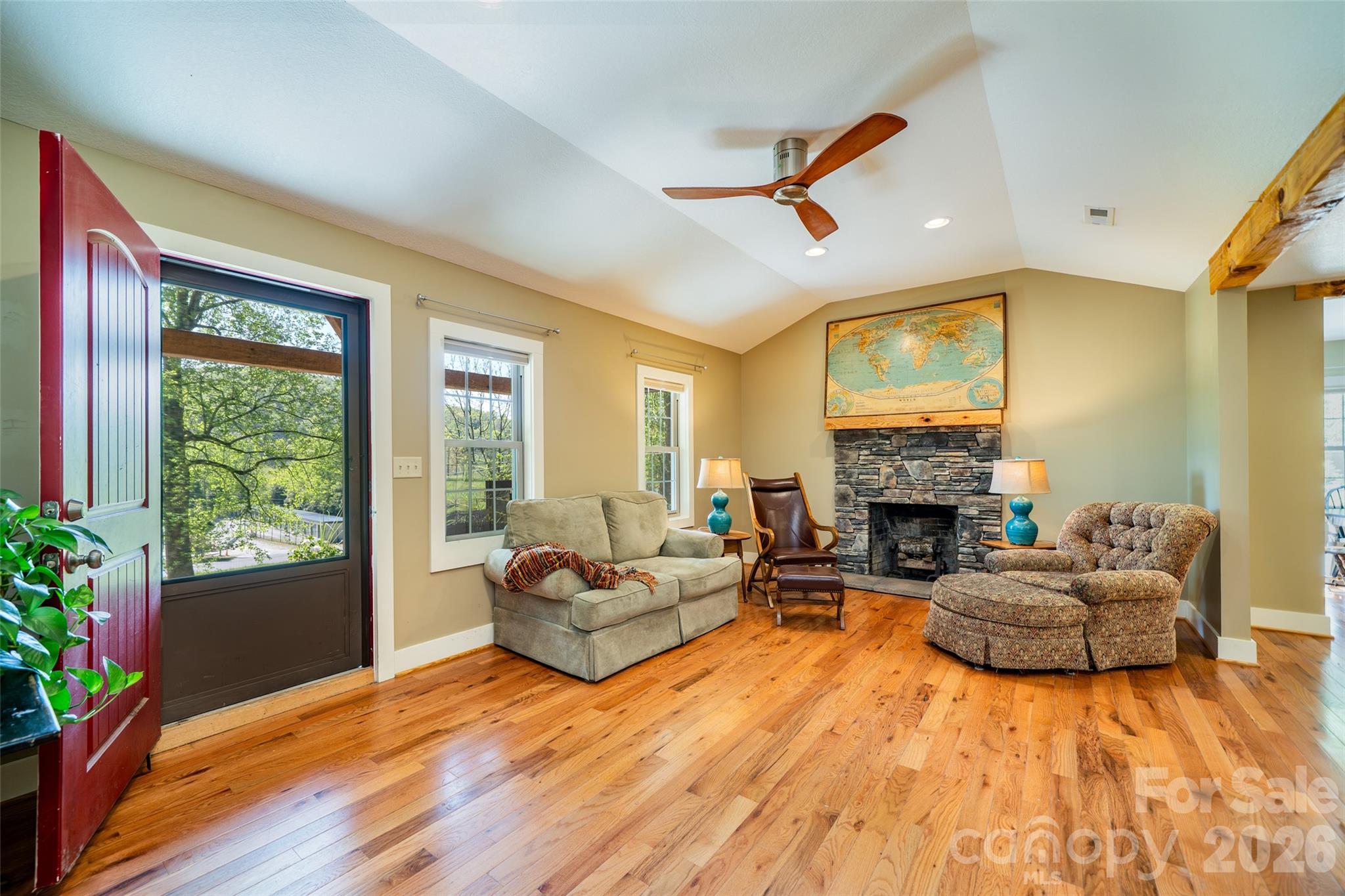 328 Old Greenville Road — Zirconia
