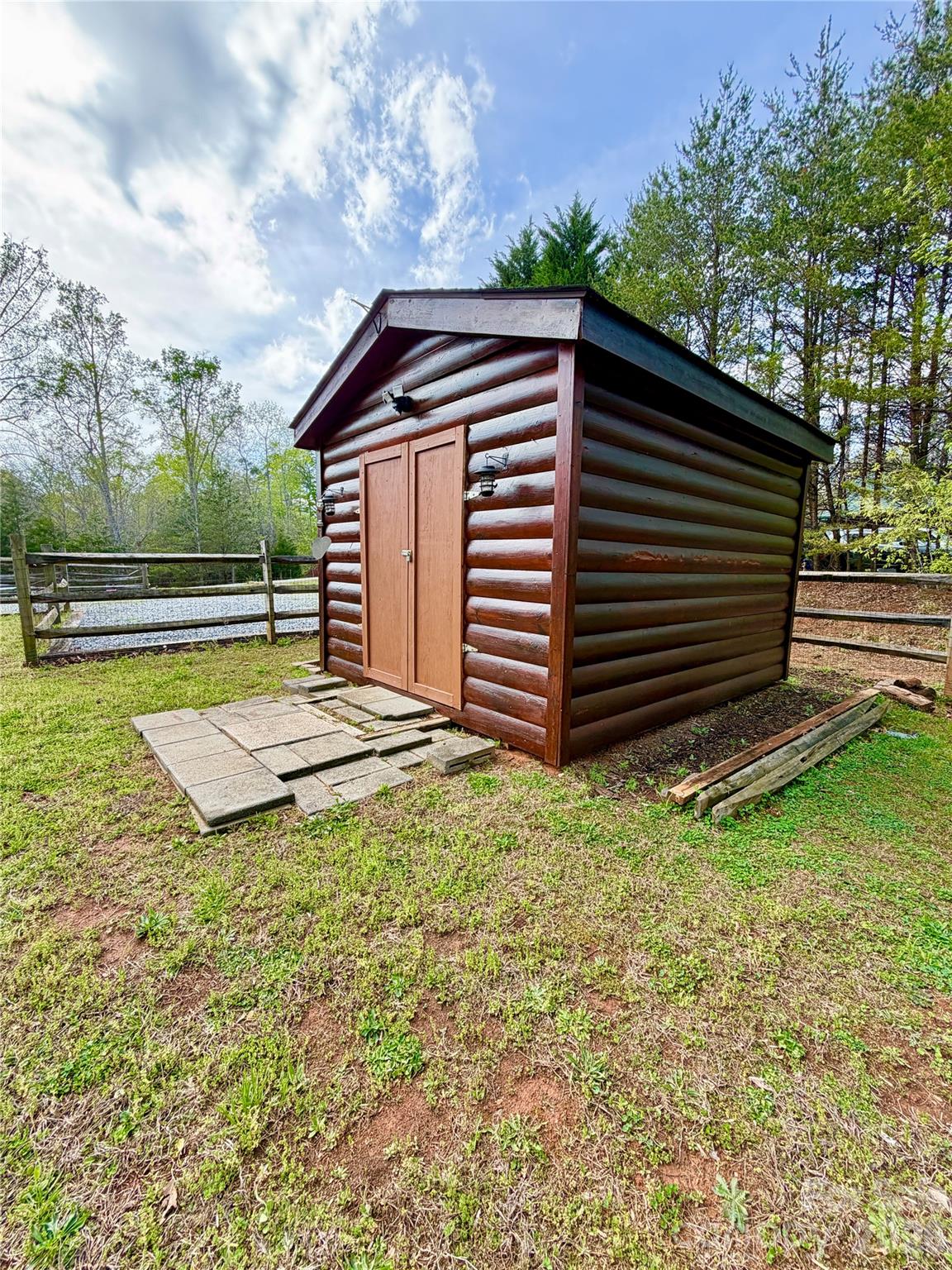1142 Clearwater Parkway — Rutherfordton