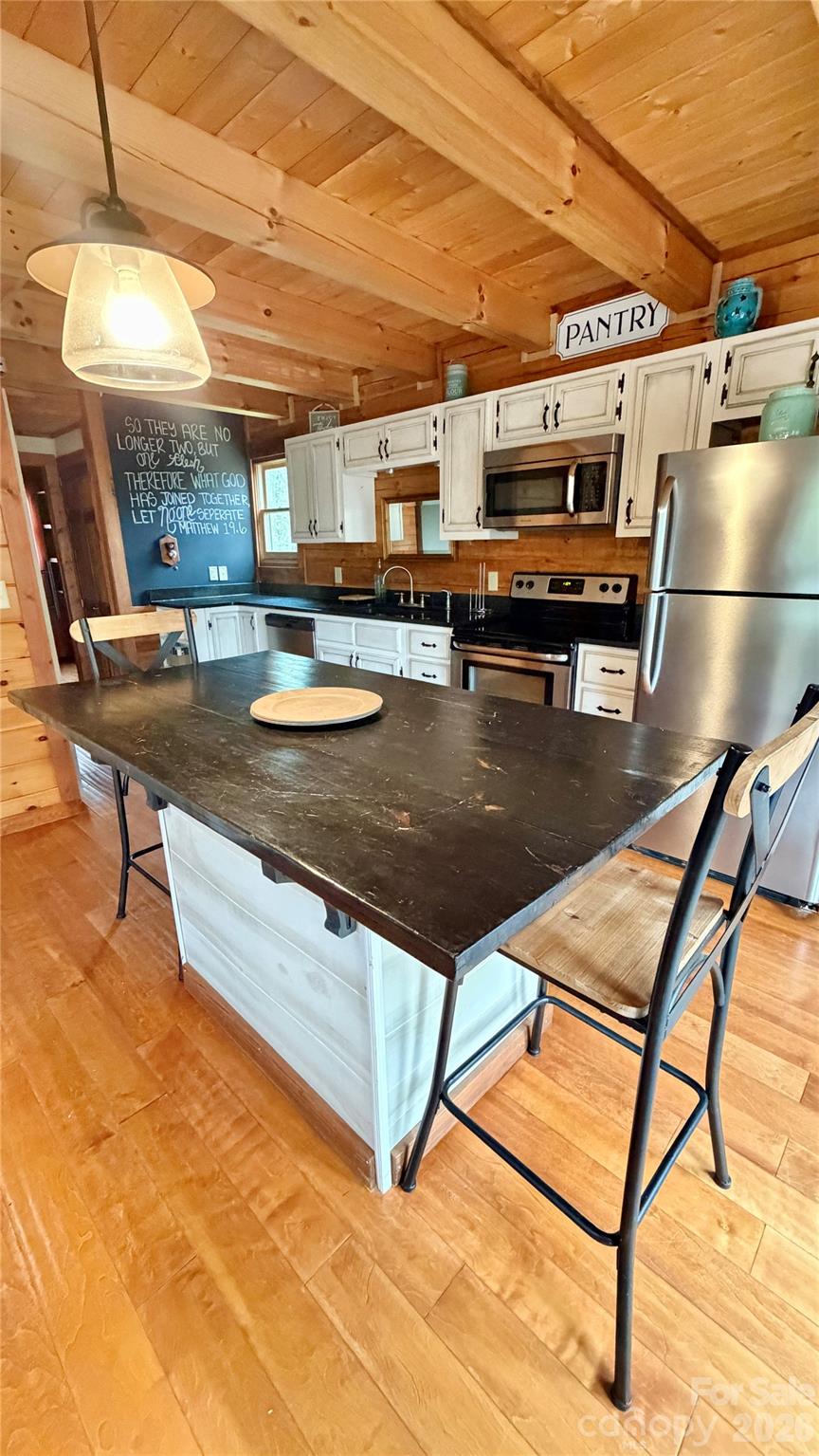 1142 Clearwater Parkway — Rutherfordton