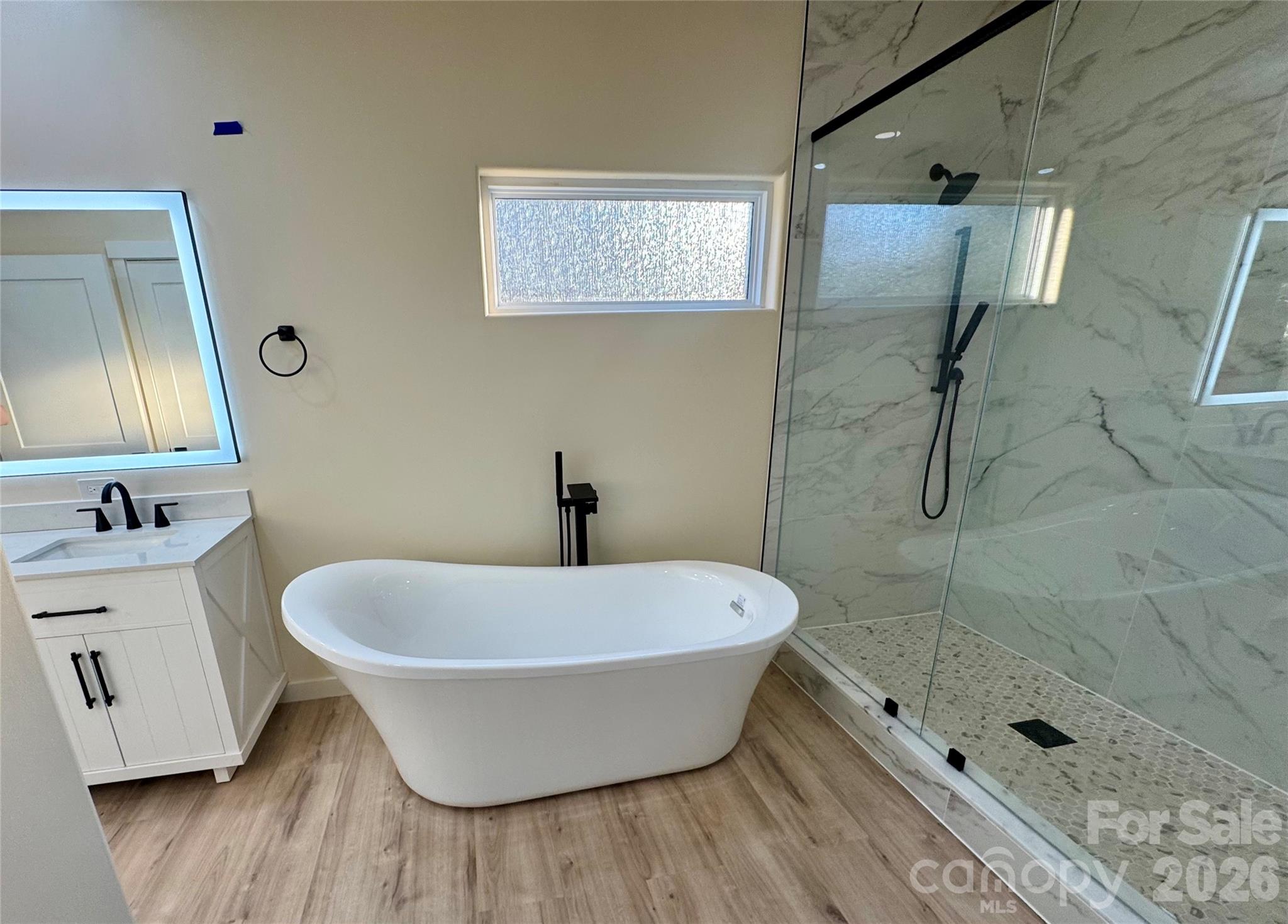 2520 27th Avenue Circle NE — Hickory