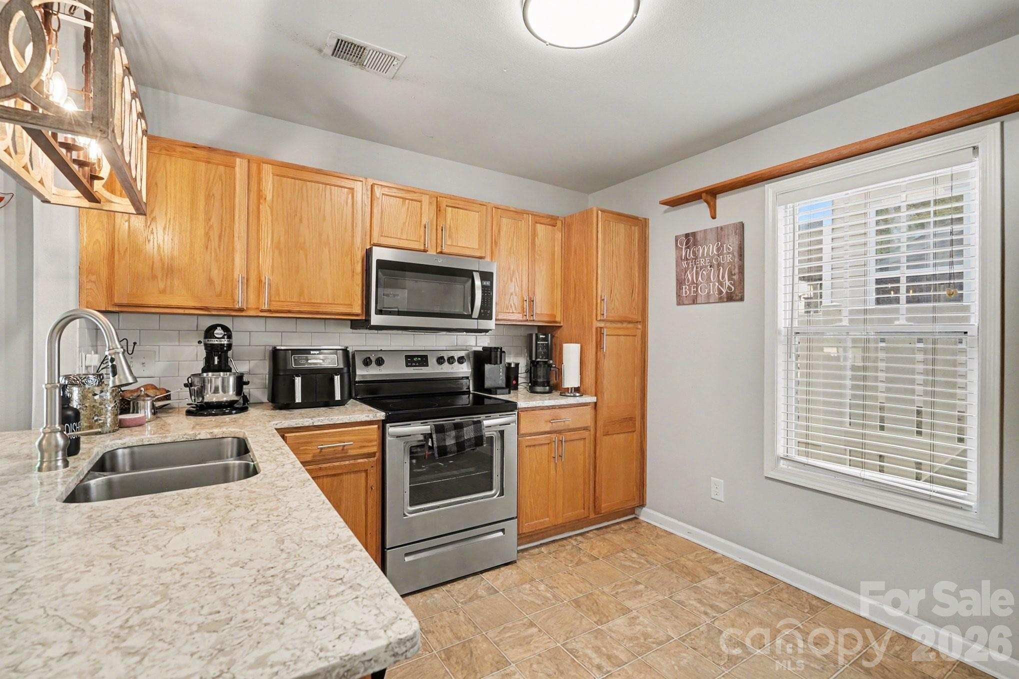 7136 Caggy Lane — Indian Land