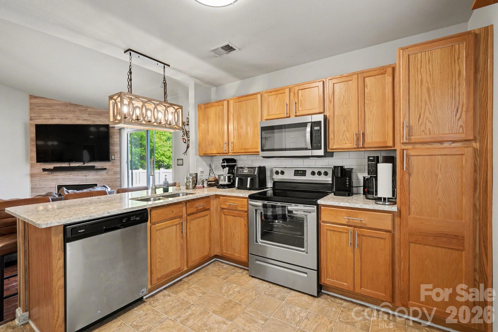 7136 Caggy Lane — Indian Land