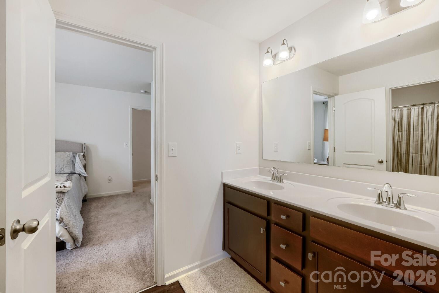 7004 Duncan Acres Drive #142 — Belmont
