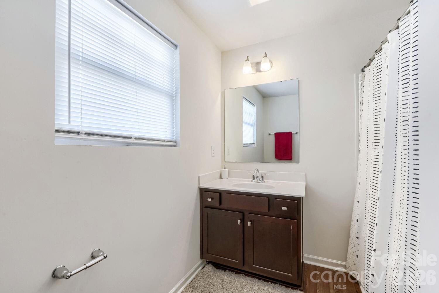 7004 Duncan Acres Drive #142 — Belmont