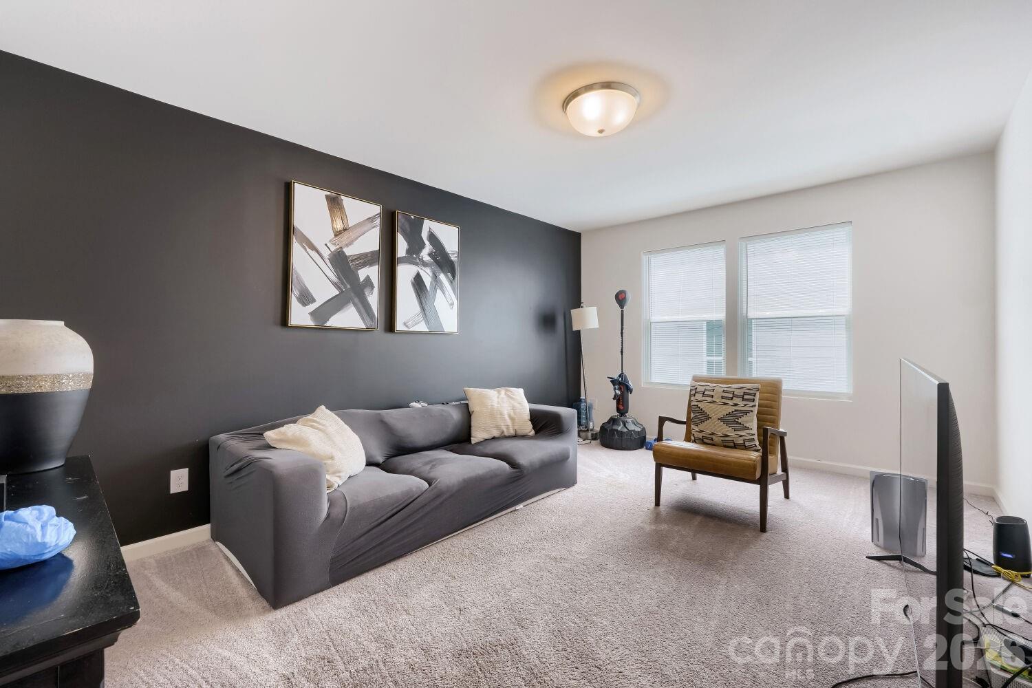 7004 Duncan Acres Drive #142 — Belmont