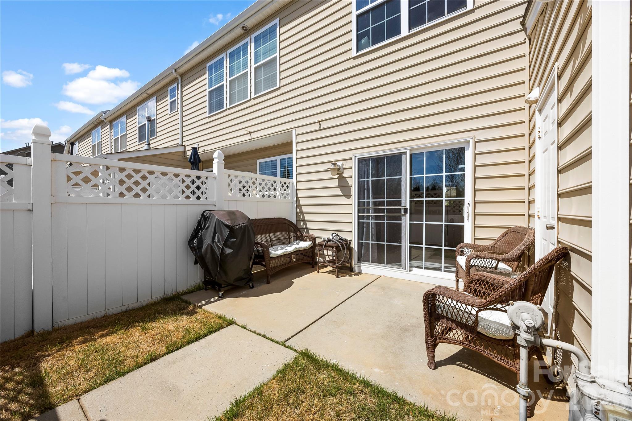 8033 Willow Branch Drive — Waxhaw