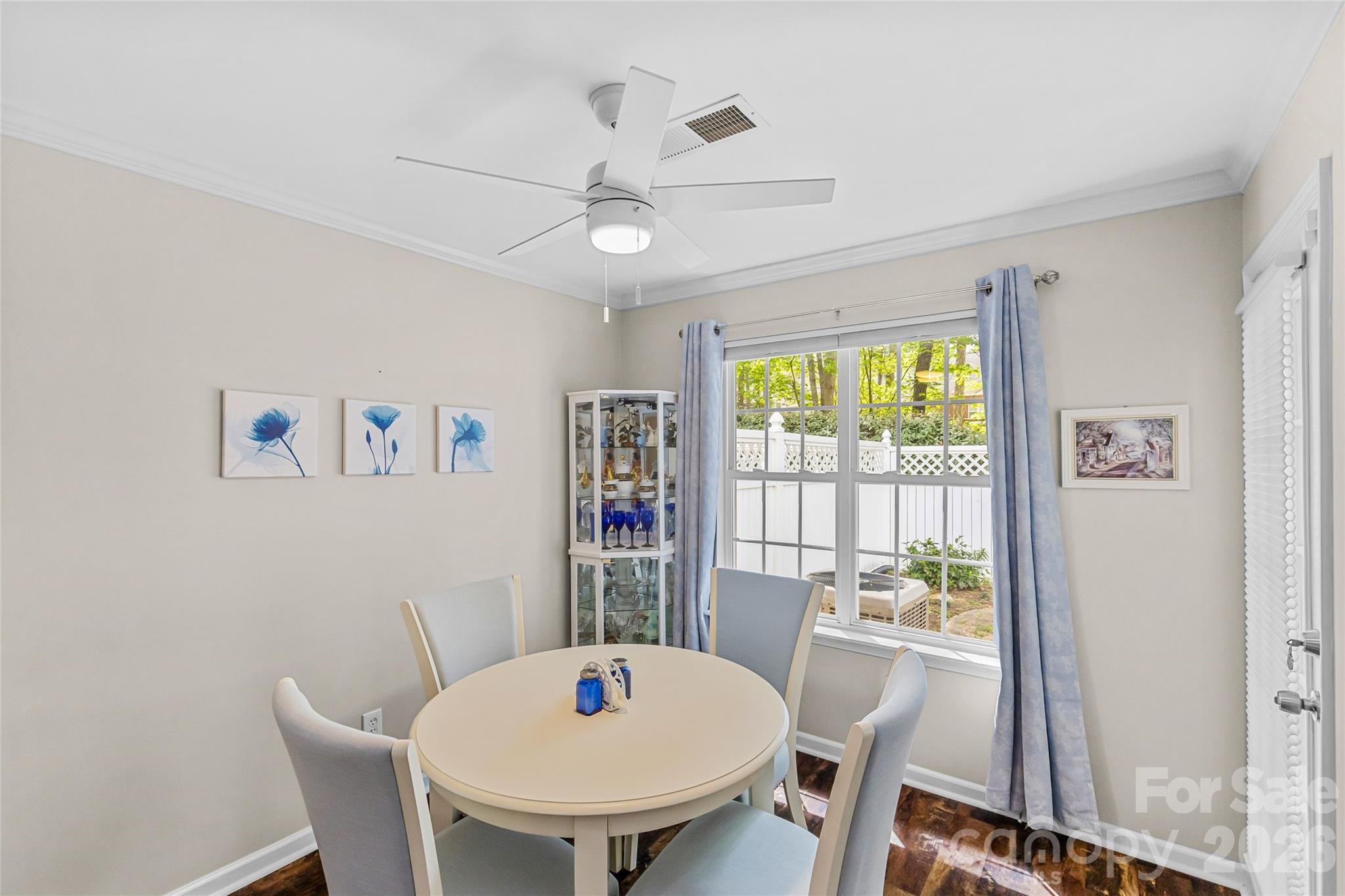 8733 Robinson Forest Drive — Charlotte