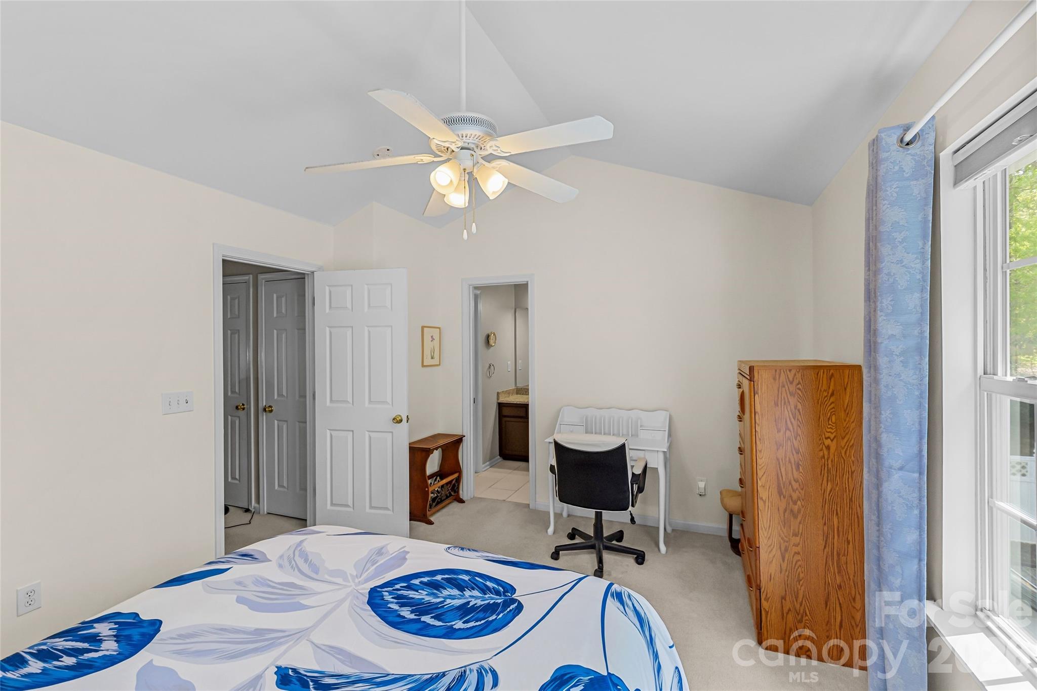 8733 Robinson Forest Drive — Charlotte