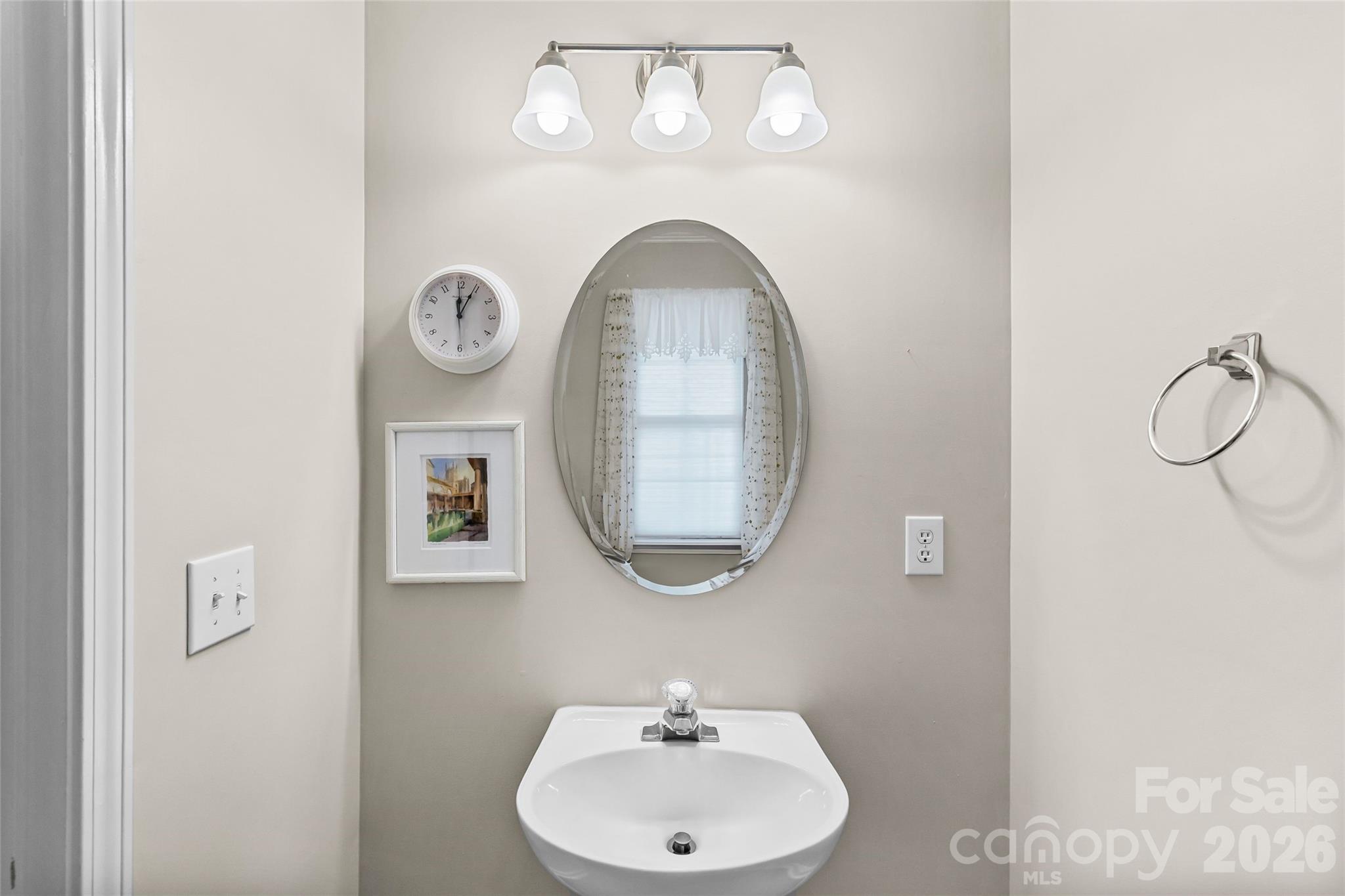 8733 Robinson Forest Drive — Charlotte