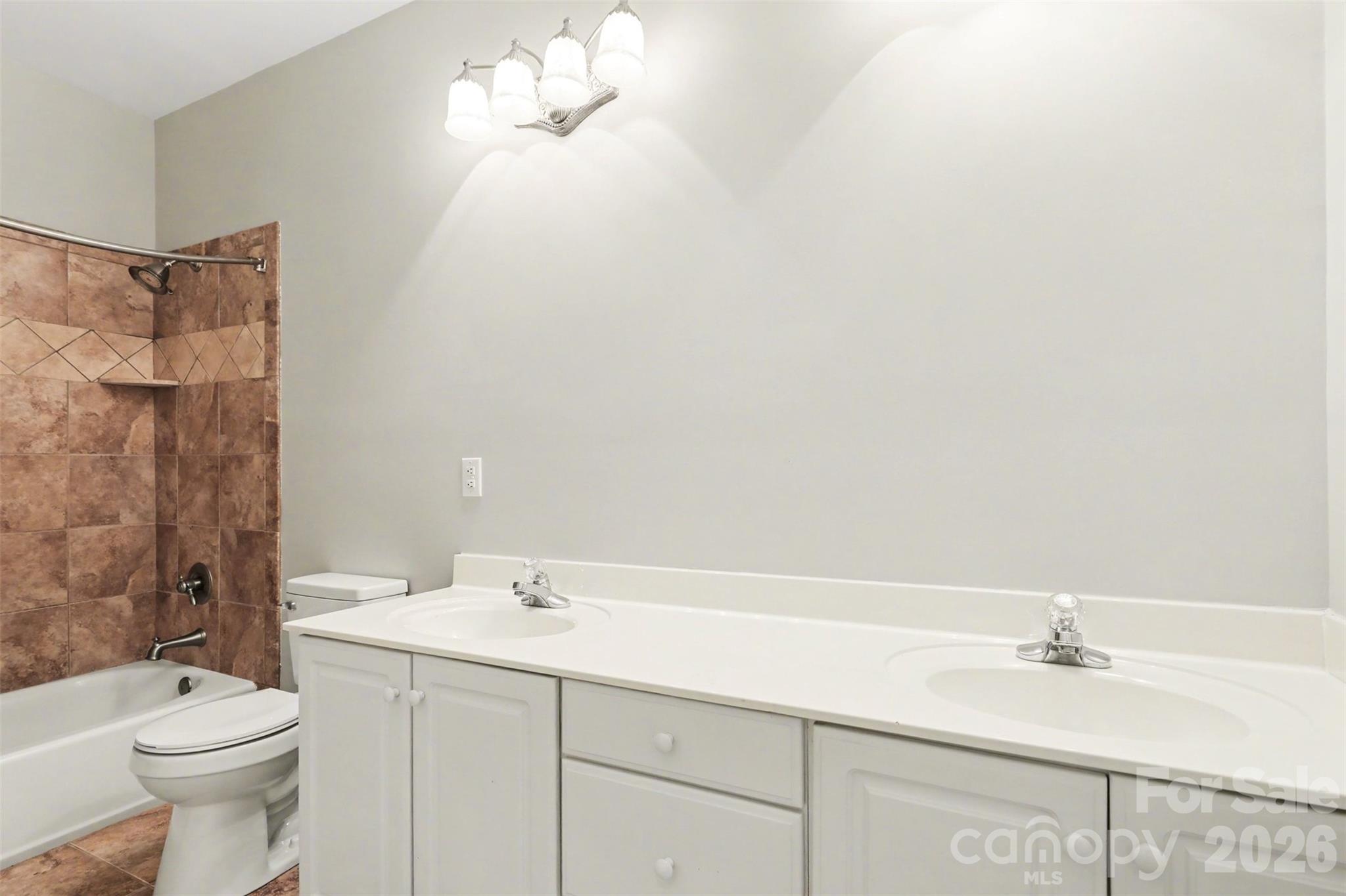 120 Wildiris Drive — Mooresville