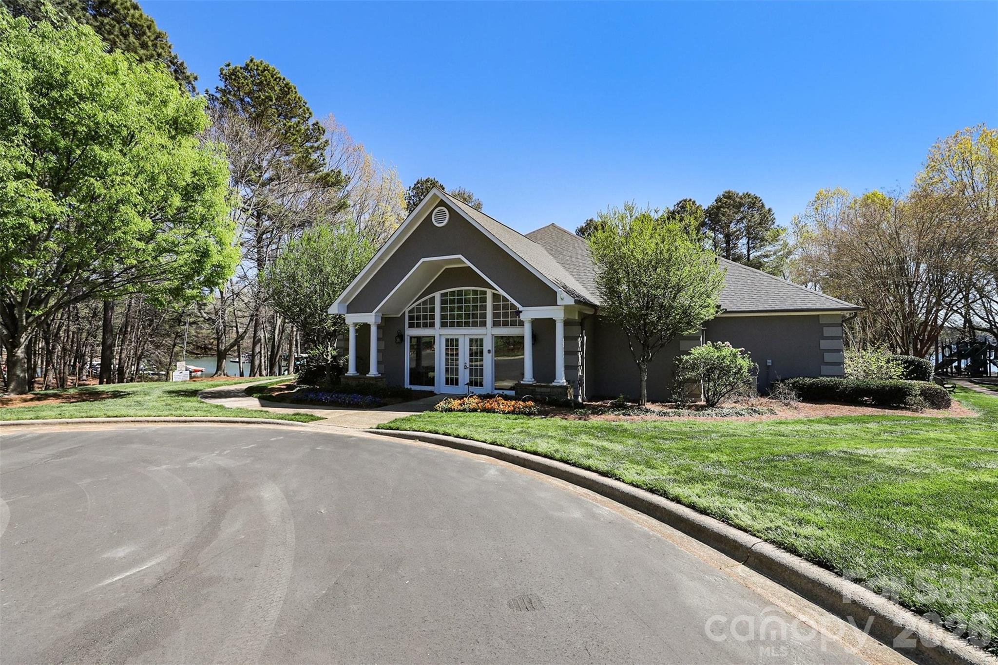 120 Wildiris Drive — Mooresville