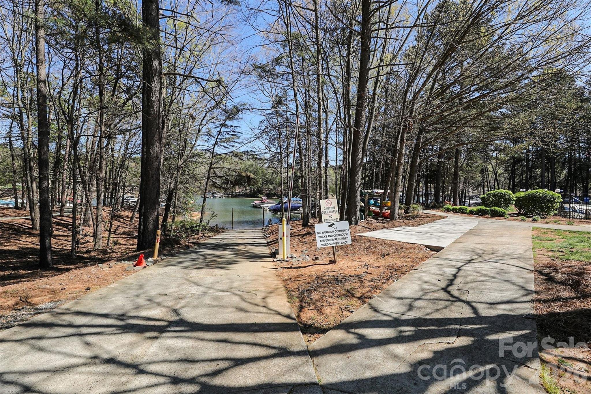120 Wildiris Drive — Mooresville
