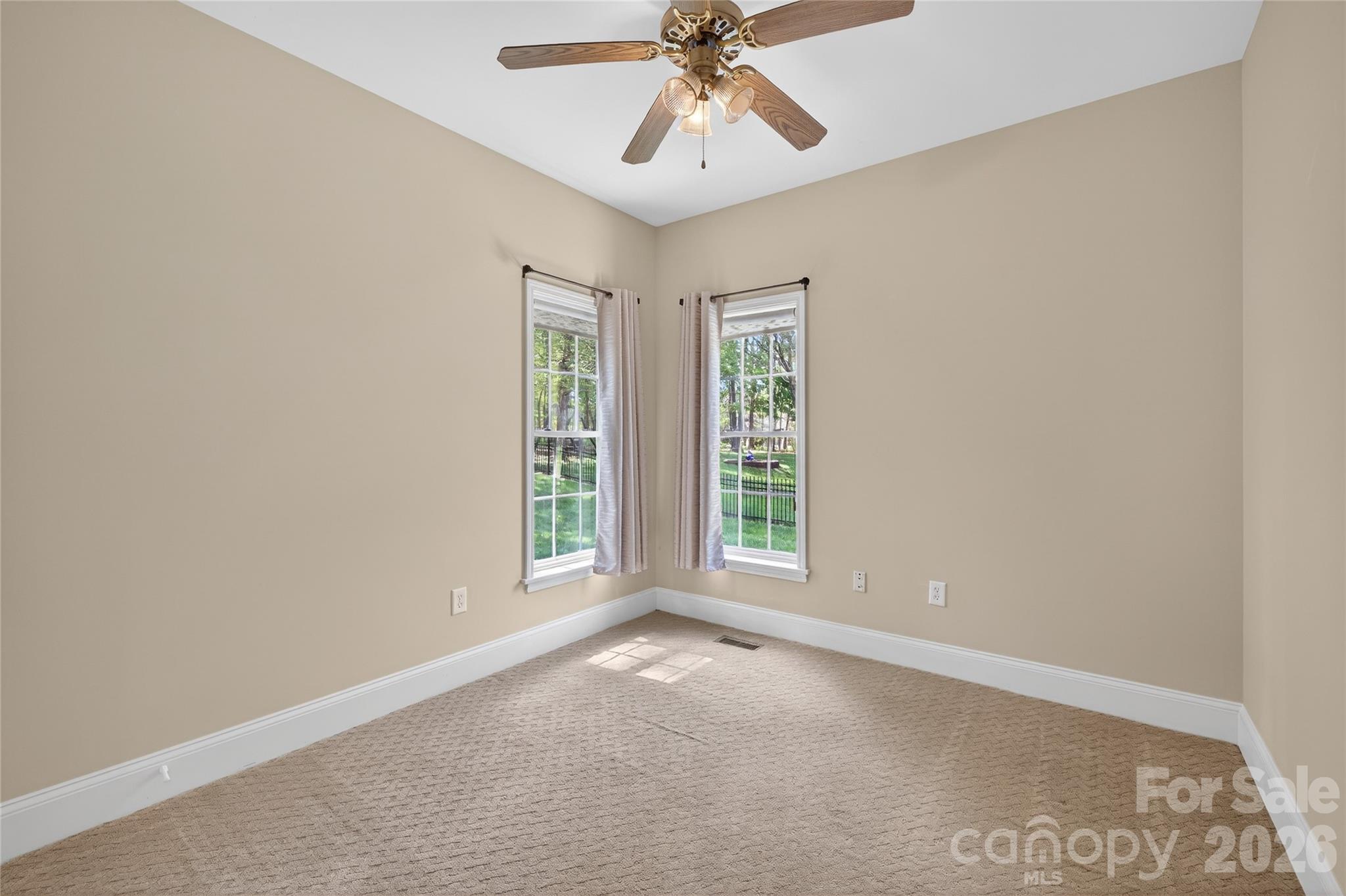 4854 Huddersfield Drive — Harrisburg