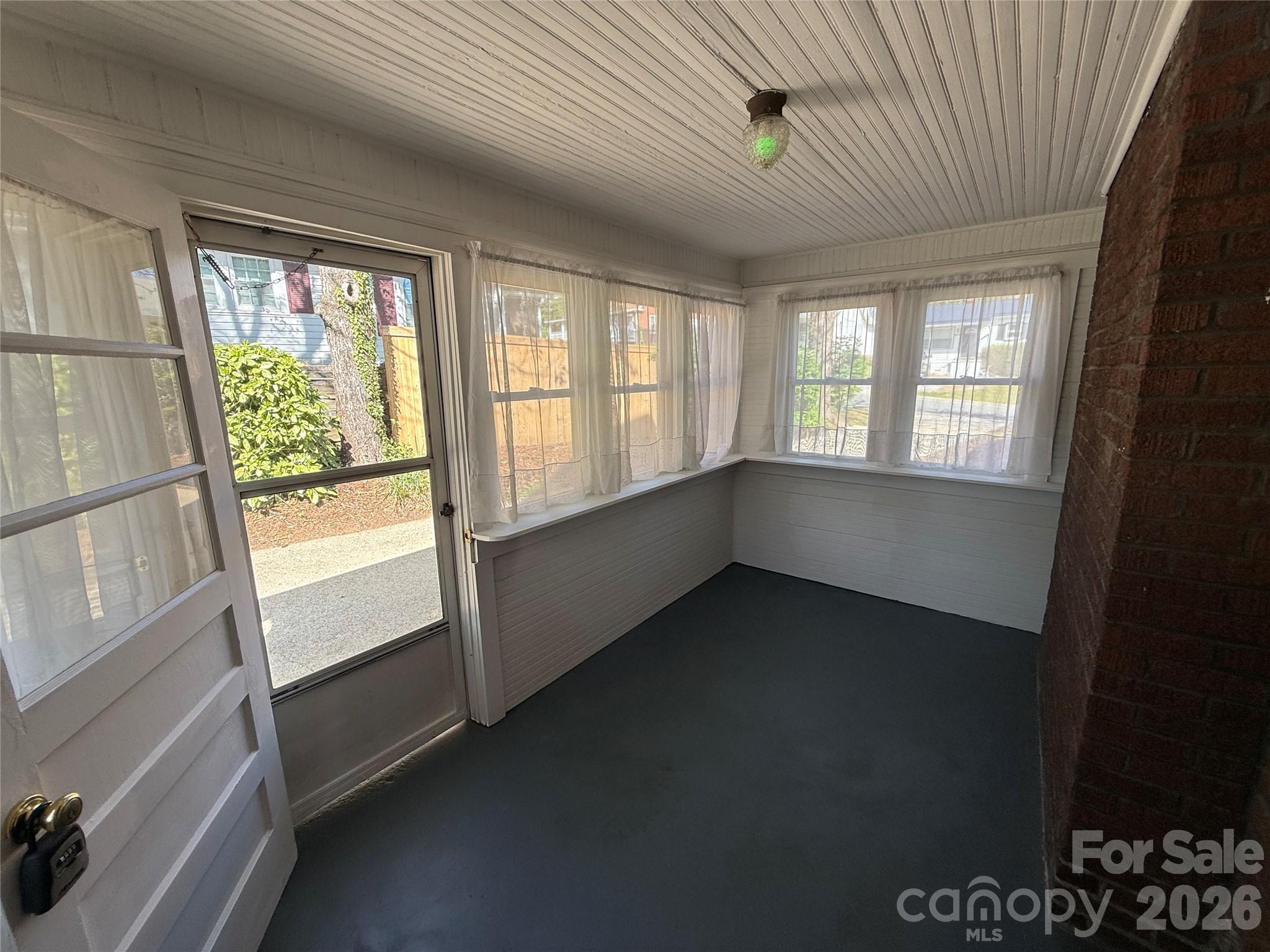 110 Lincoln Avenue — Marion