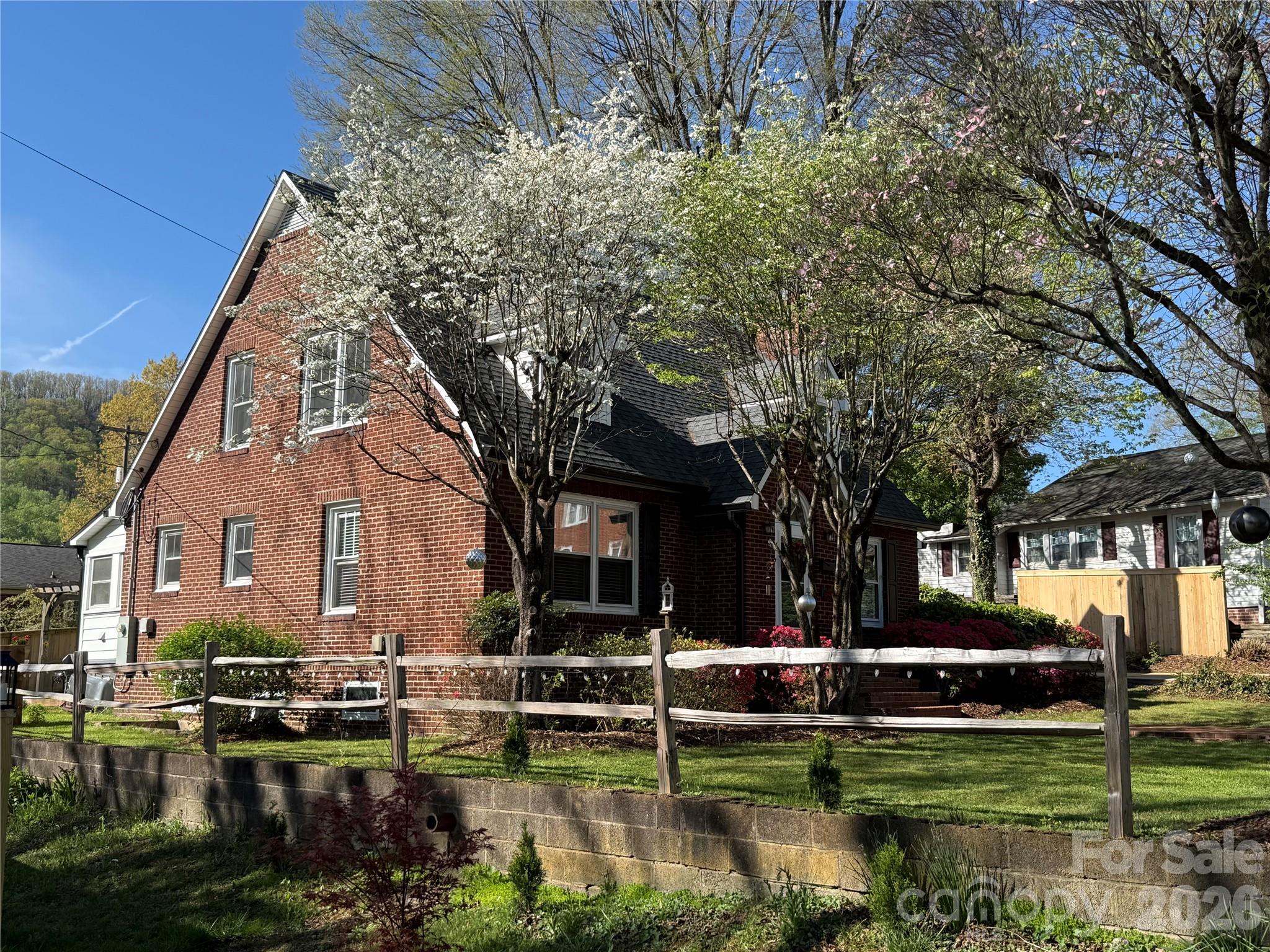 110 Lincoln Avenue — Marion