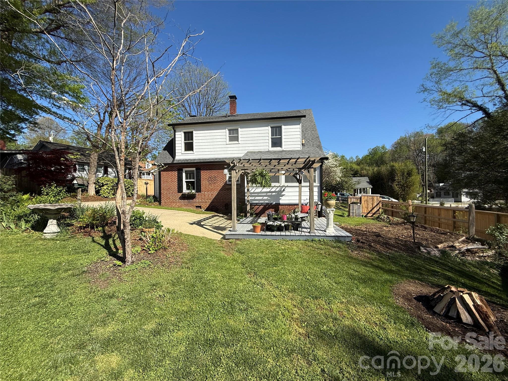 110 Lincoln Avenue — Marion