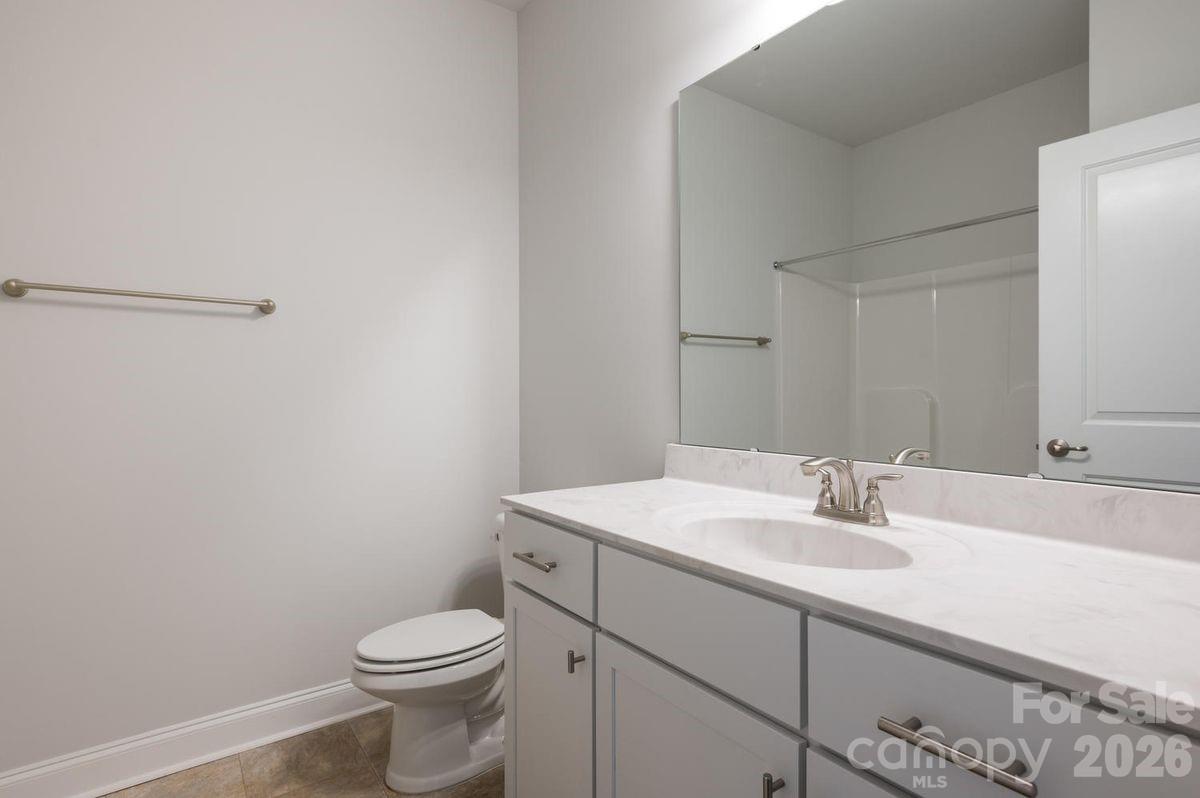 1007 Penarth Court #18 — Catawba