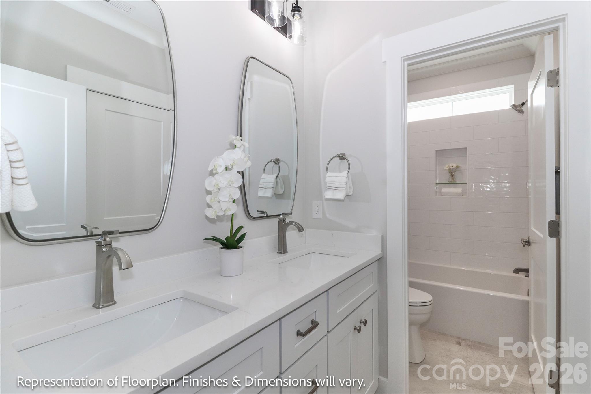 372 Kenway Loop — Mooresville
