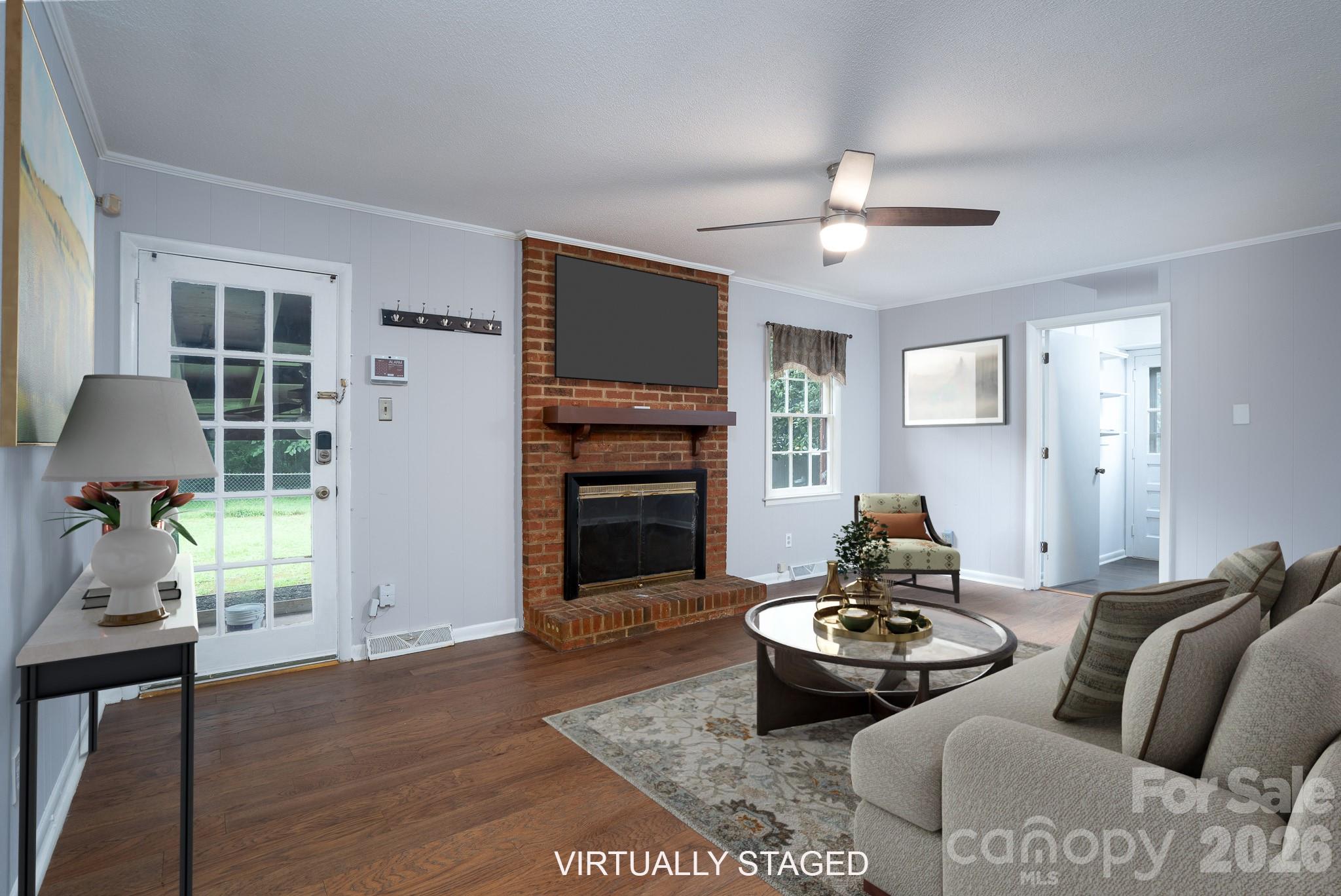 5742 faulconbridge Road — Charlotte