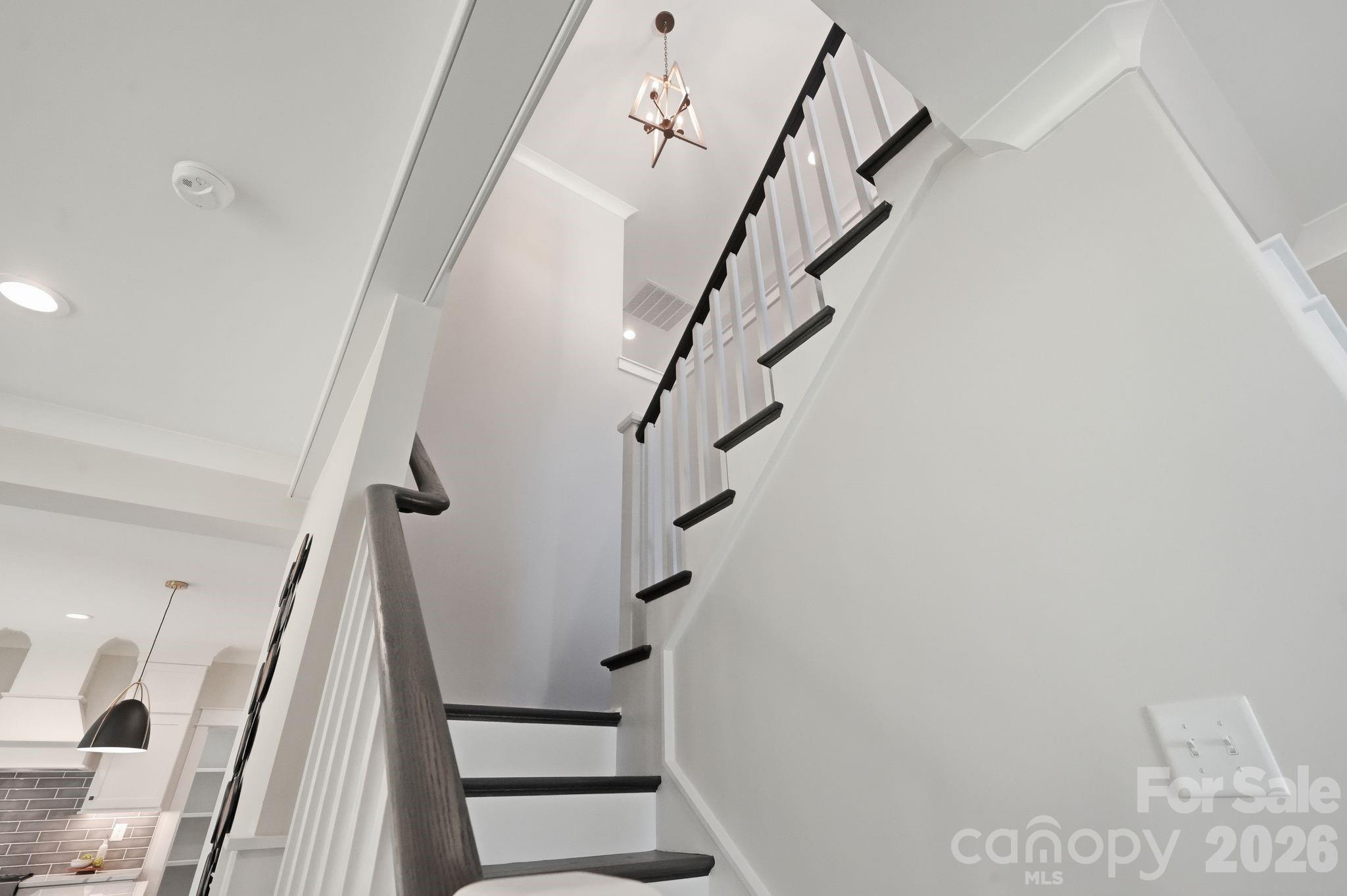 4020 Avalon Avenue — Charlotte