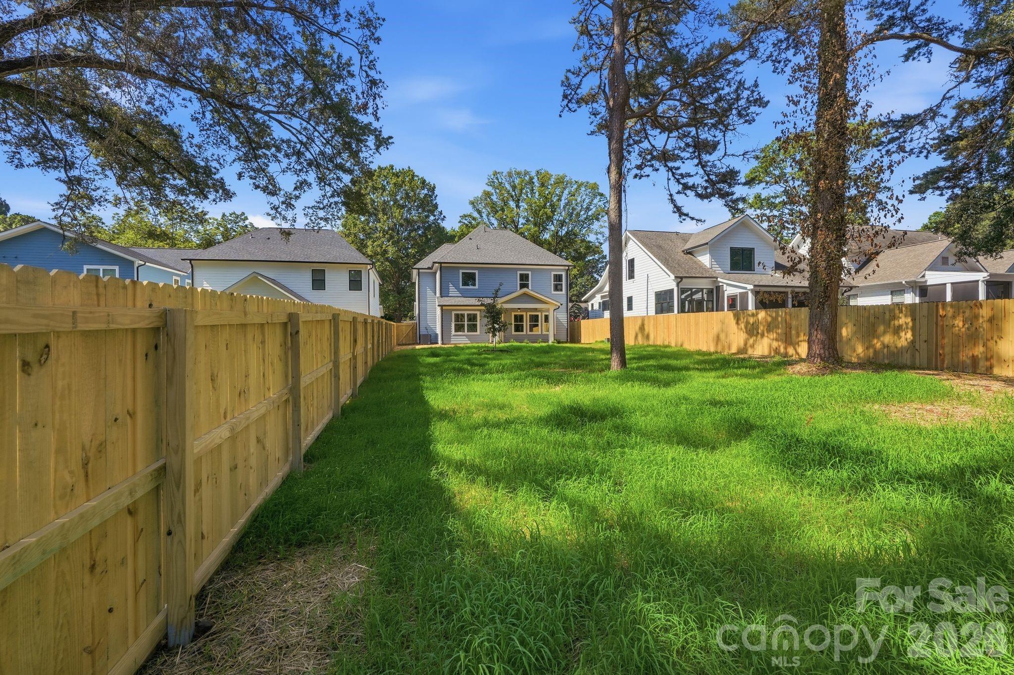 4020 Avalon Avenue — Charlotte