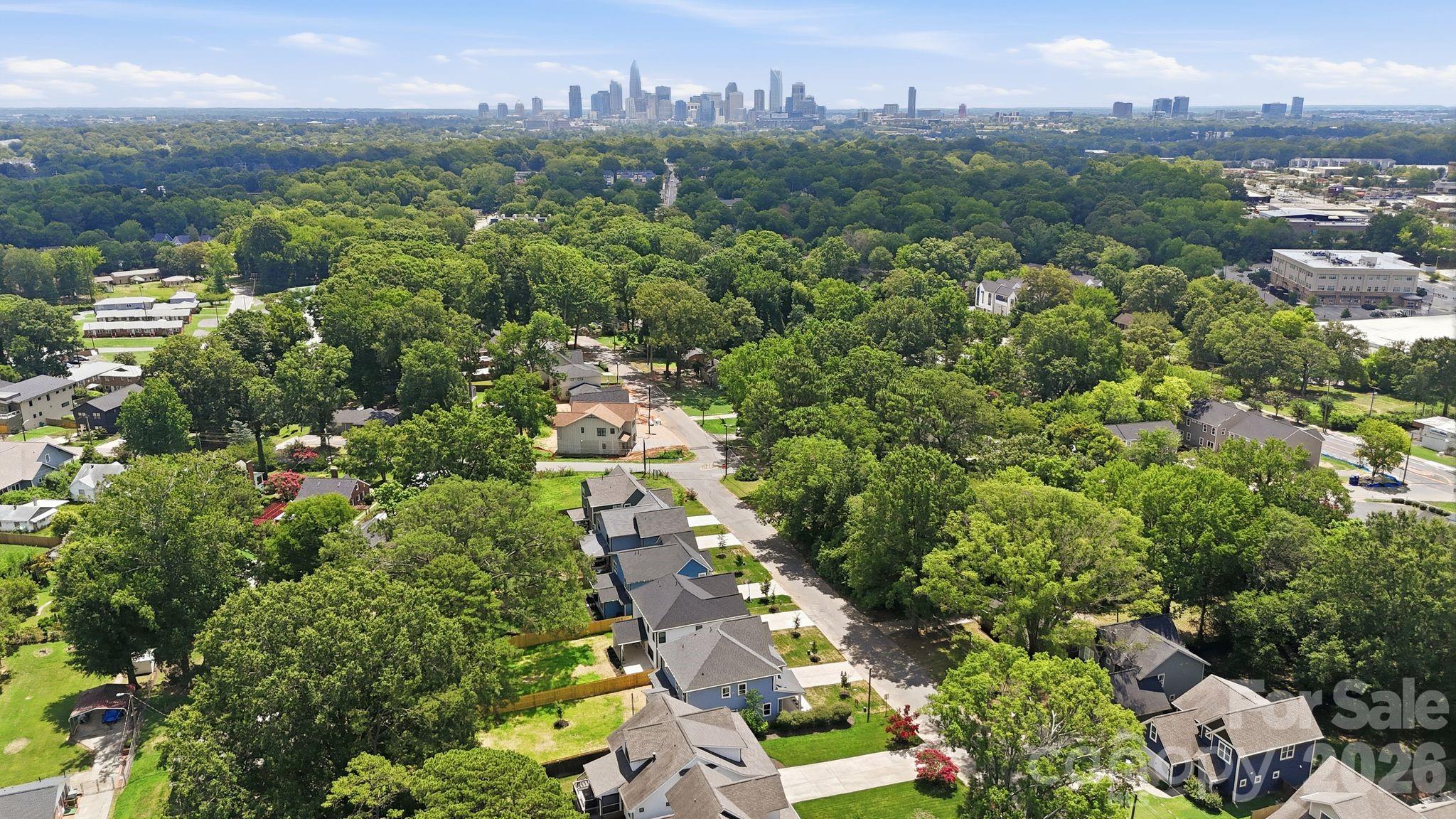 4020 Avalon Avenue — Charlotte