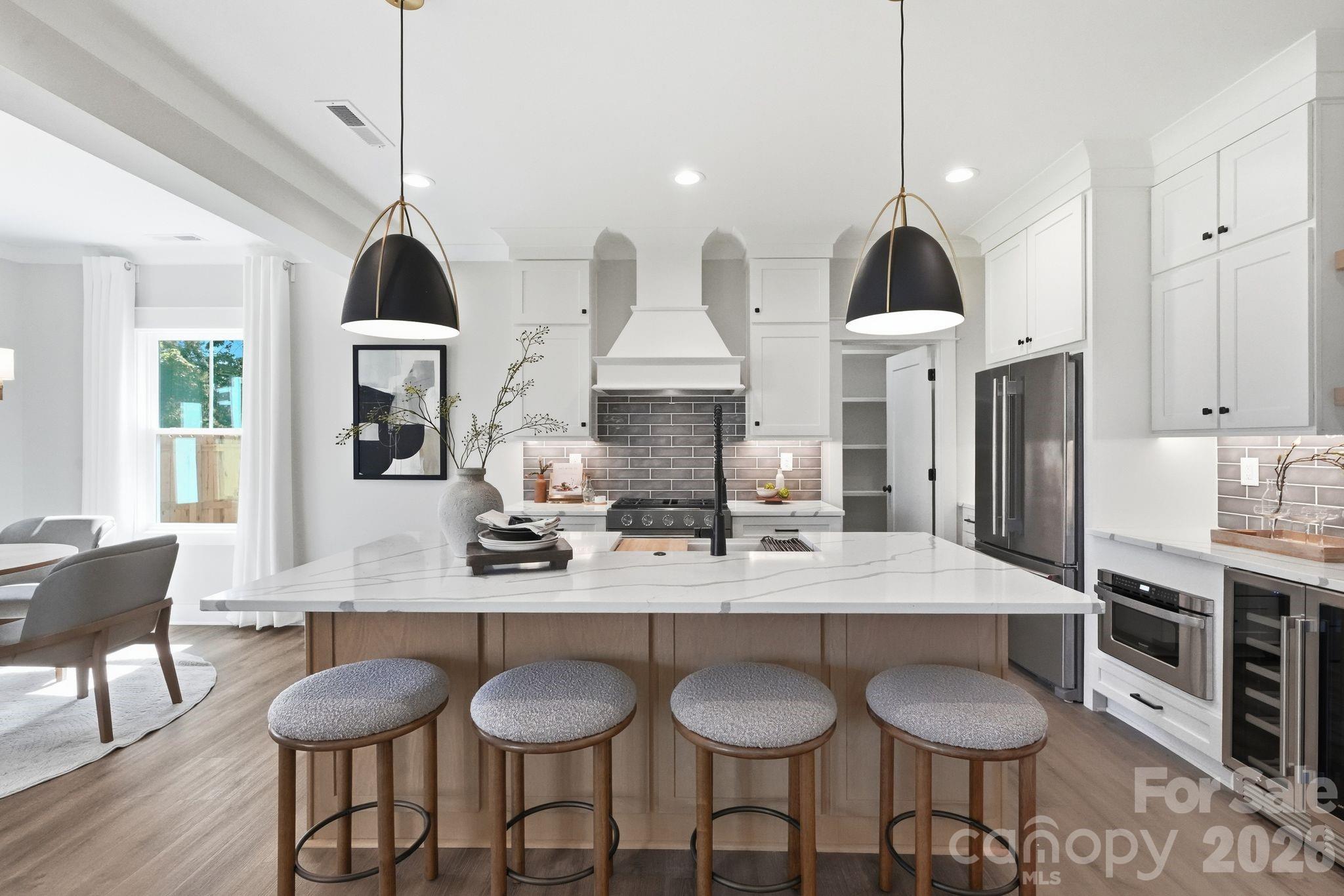 4020 Avalon Avenue — Charlotte