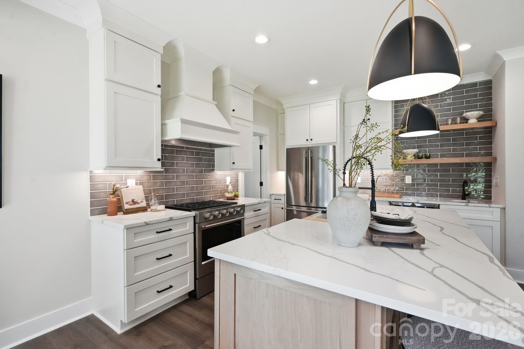 4020 Avalon Avenue — Charlotte