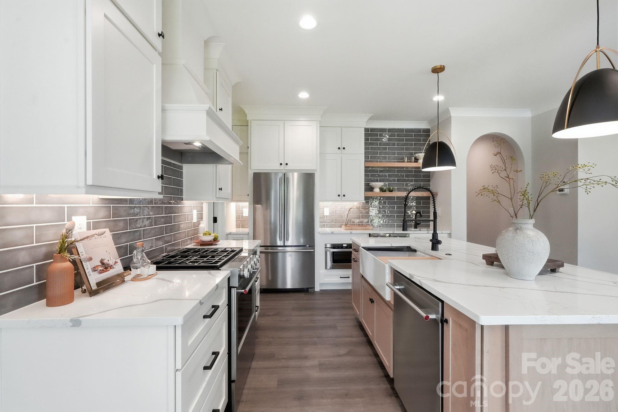 4020 Avalon Avenue — Charlotte